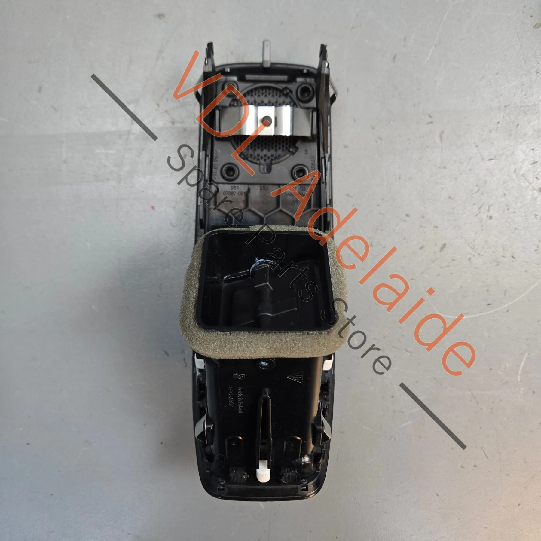 Porsche Boxster Cayman Left / Right Side Dashboard Air Vent for Air Conditioning 98155213102 98155213104 - Image 6