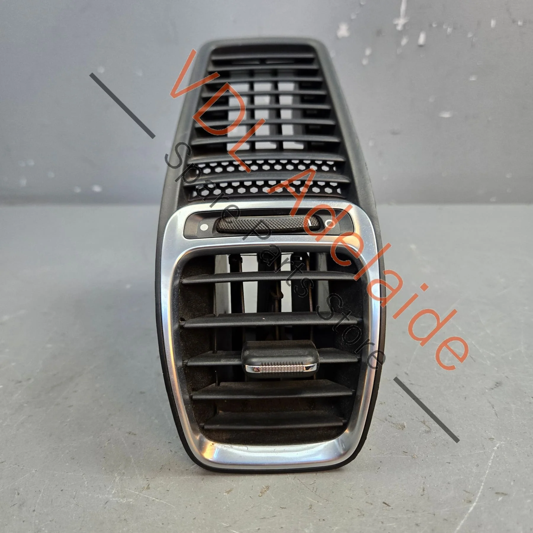 Porsche Boxster Cayman Centre Left Dashboard Air Vent for Air Conditioning 98155214102 1E0 98155214101