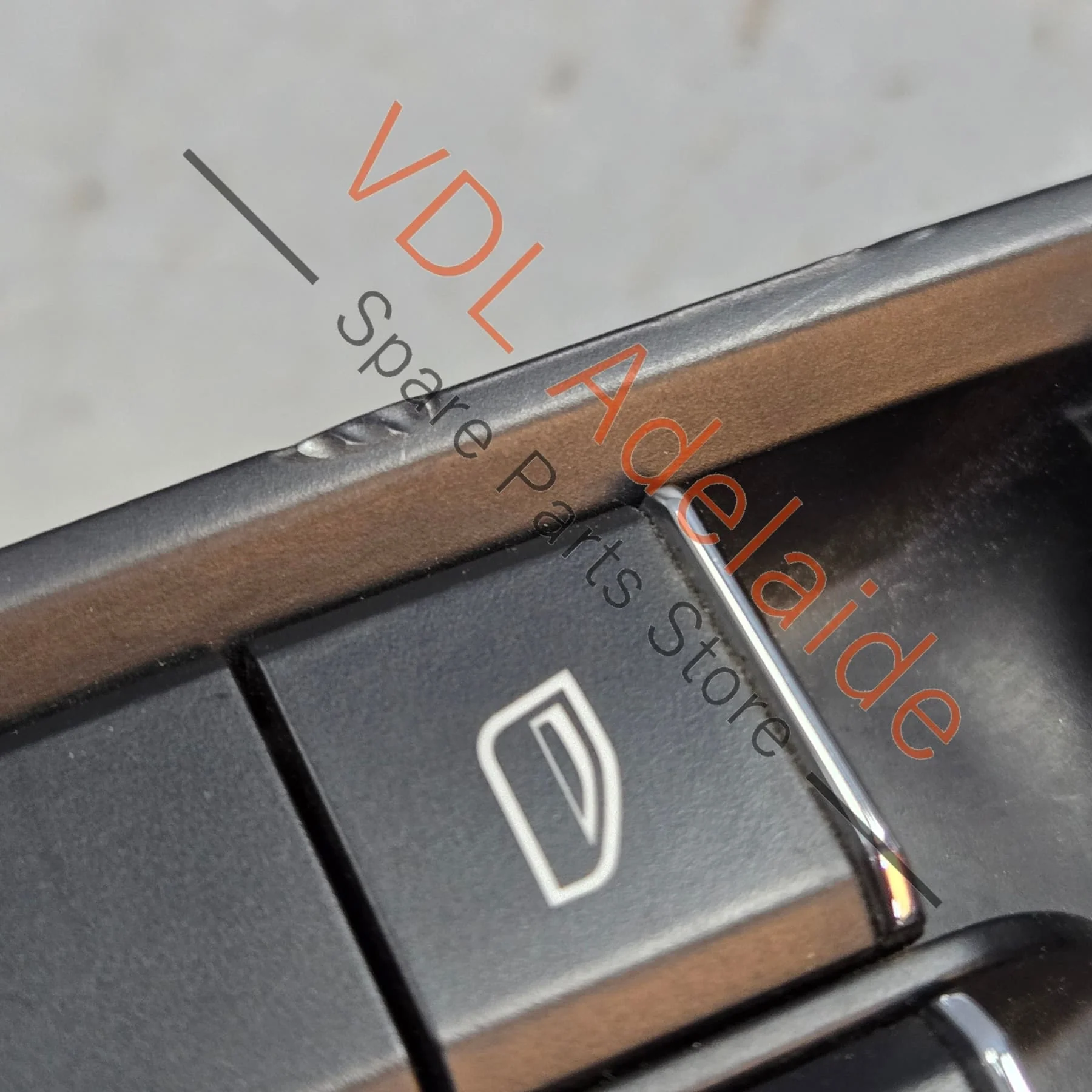 Genuine OEM Porsche Cayman Boxster 911 Drivers Door Power Window Switch 99161315102 DML - Image 5