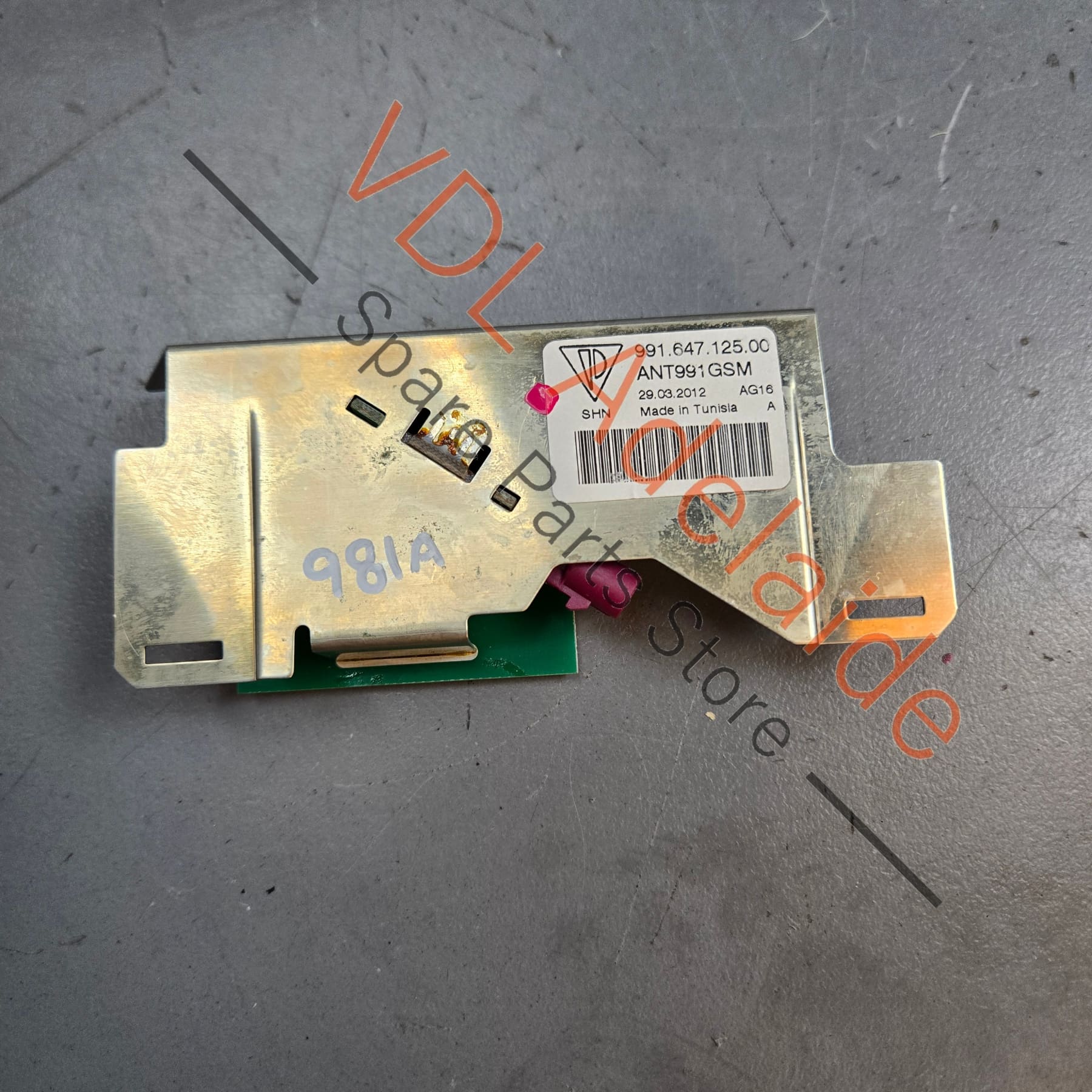 Porsche Boxster GSM Phone Antenna 99164712500