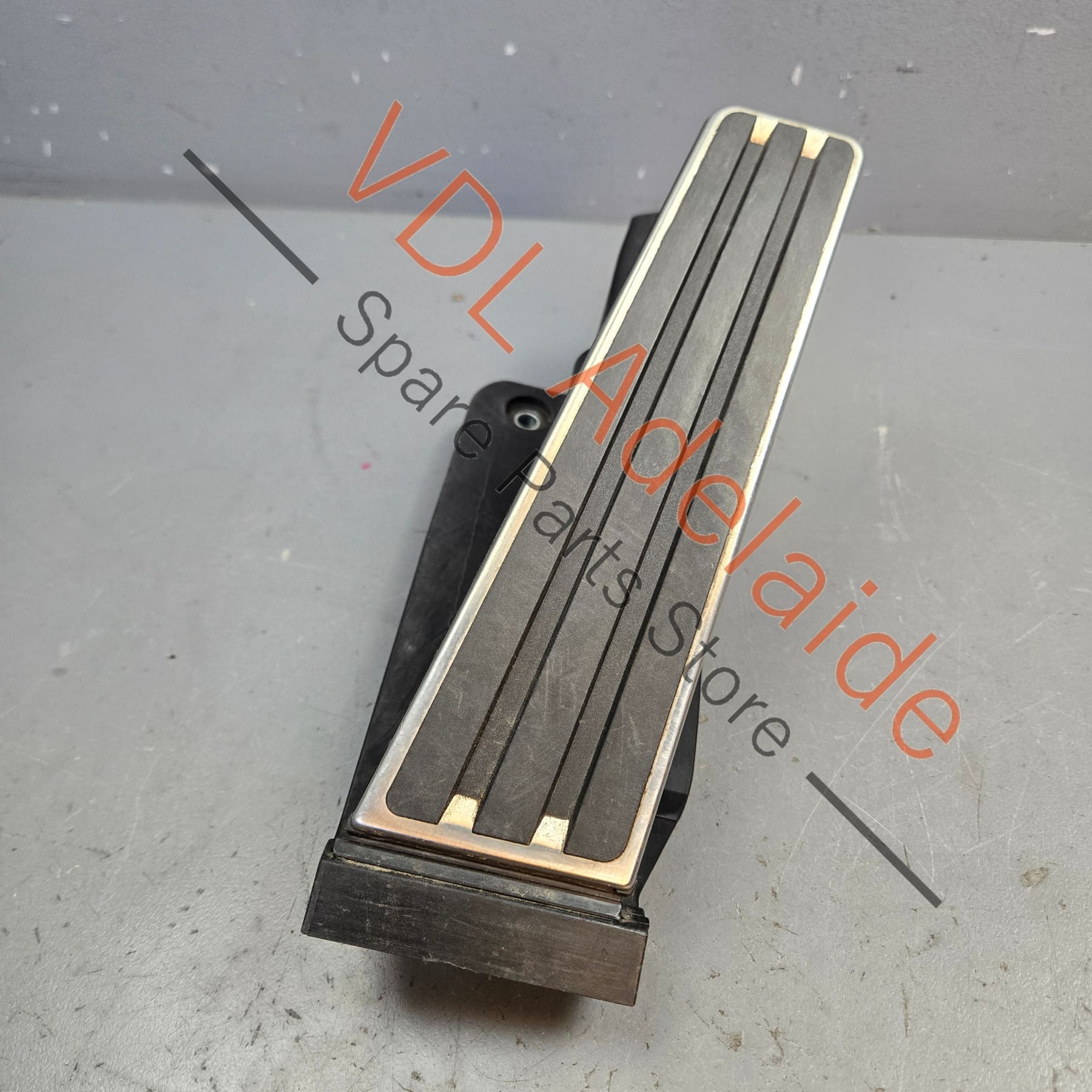 Porsche Boxster Cayman Throttle Gas Pedal 97042302101 298721507H