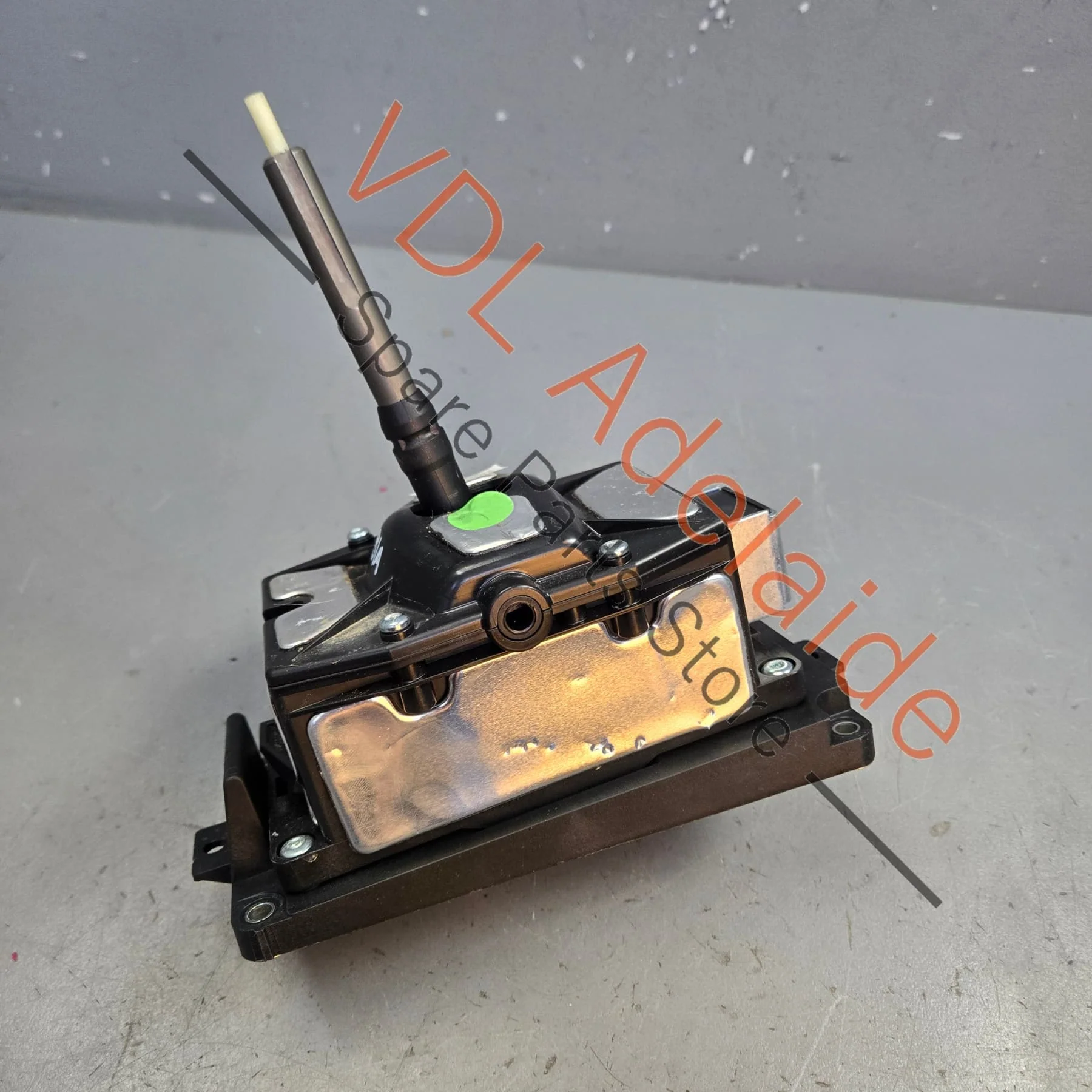 Porsche 911 Boxster Cayman PDK Gear Shifter Selector Mechanism 9G142601111 - Image 4