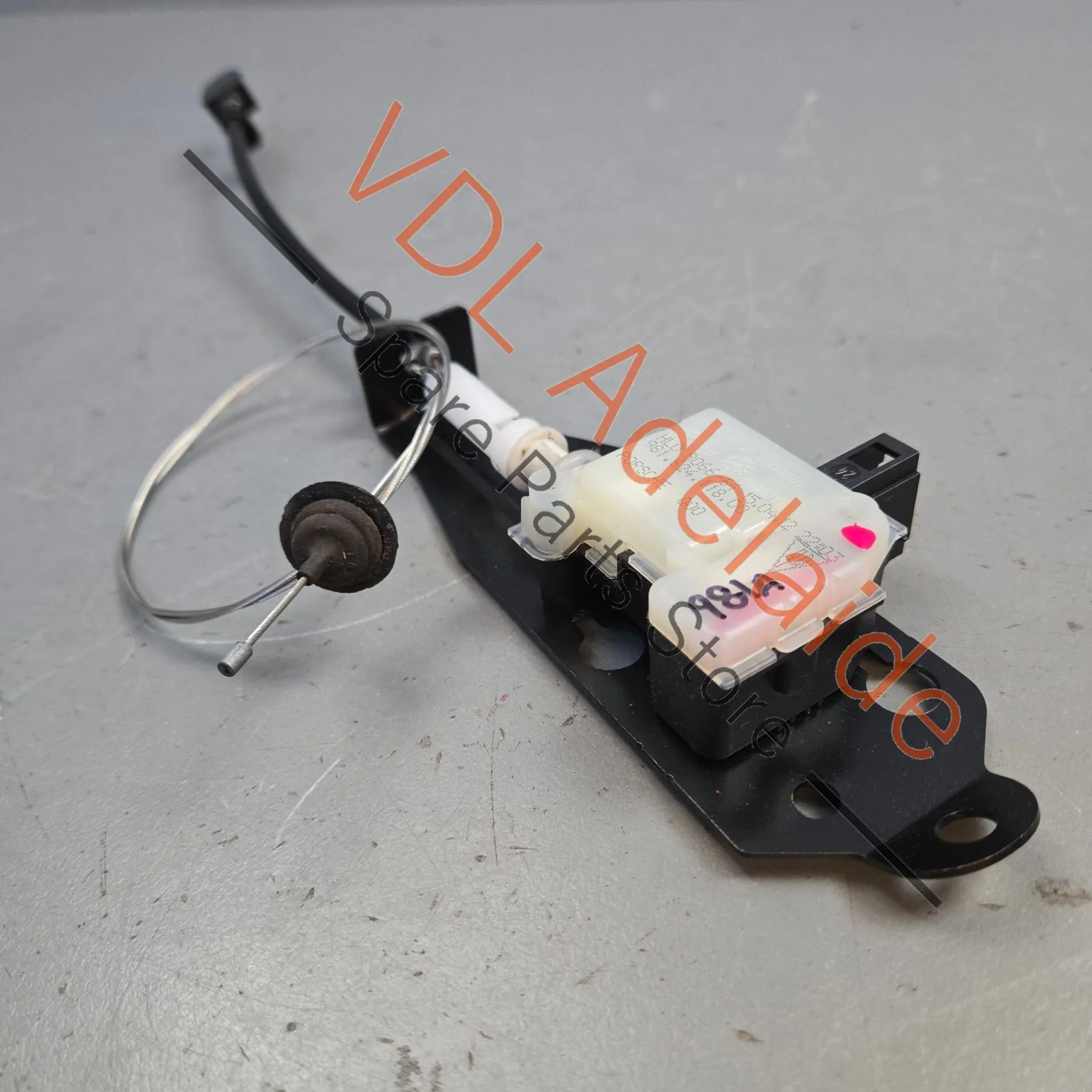 Porsche Boxster 981 Rear Hatch Trunk Boot Lid Release Actuator Lock 98162411800