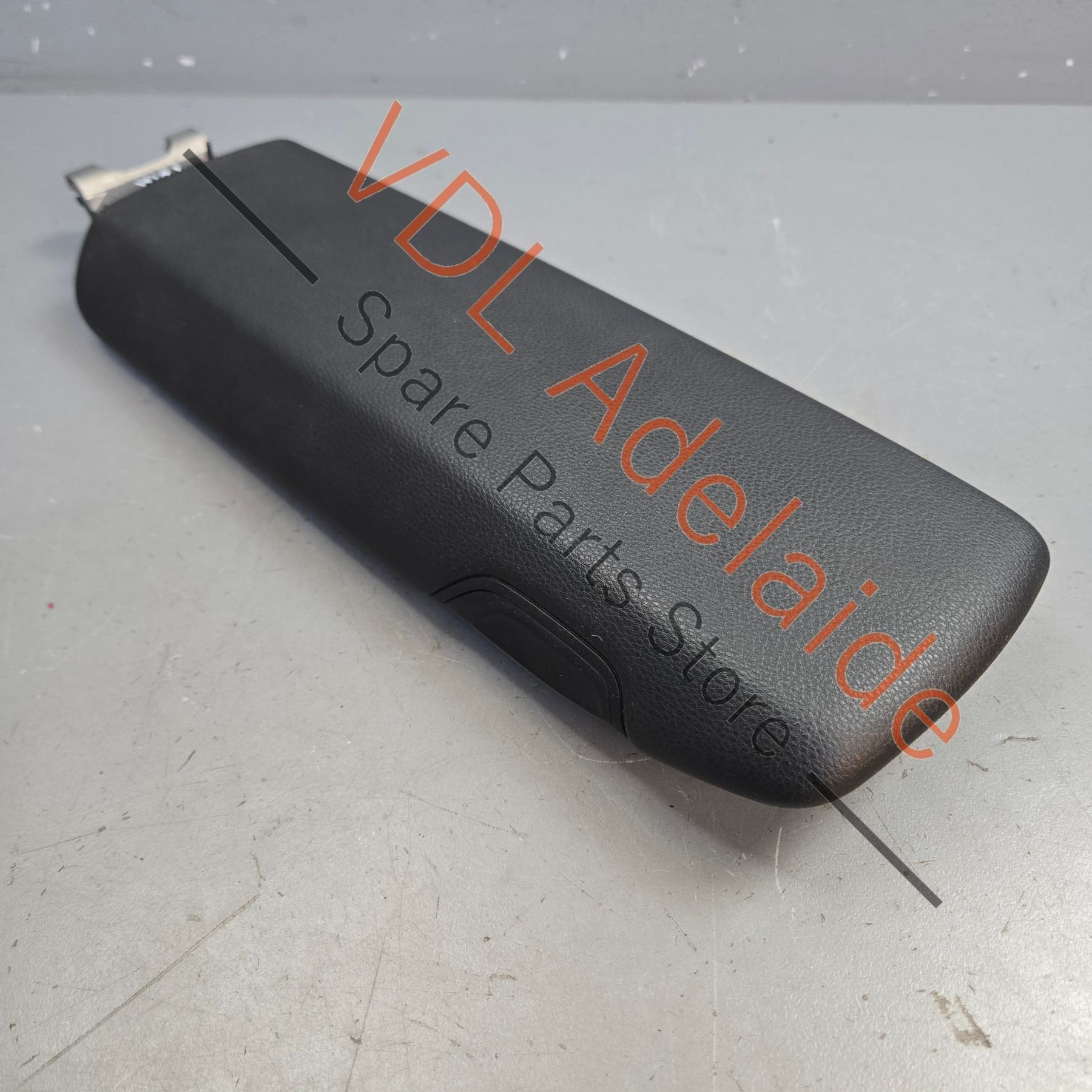 Porsche Boxster Cayman Centre Console Arm Rest Leather 98155323102 DK4