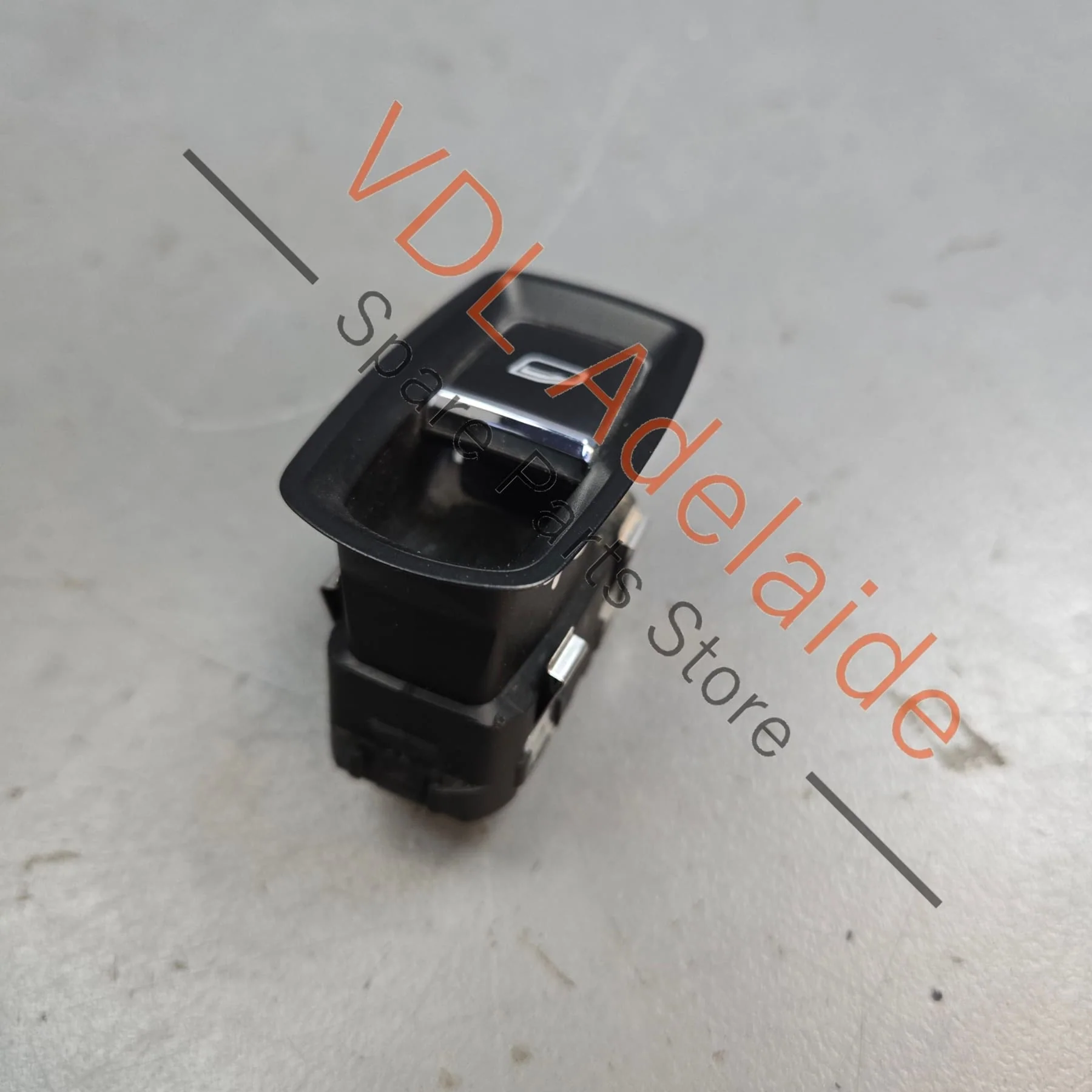 Porsche Boxster Cayman Power Window Switch 7PP959855B - Image 3