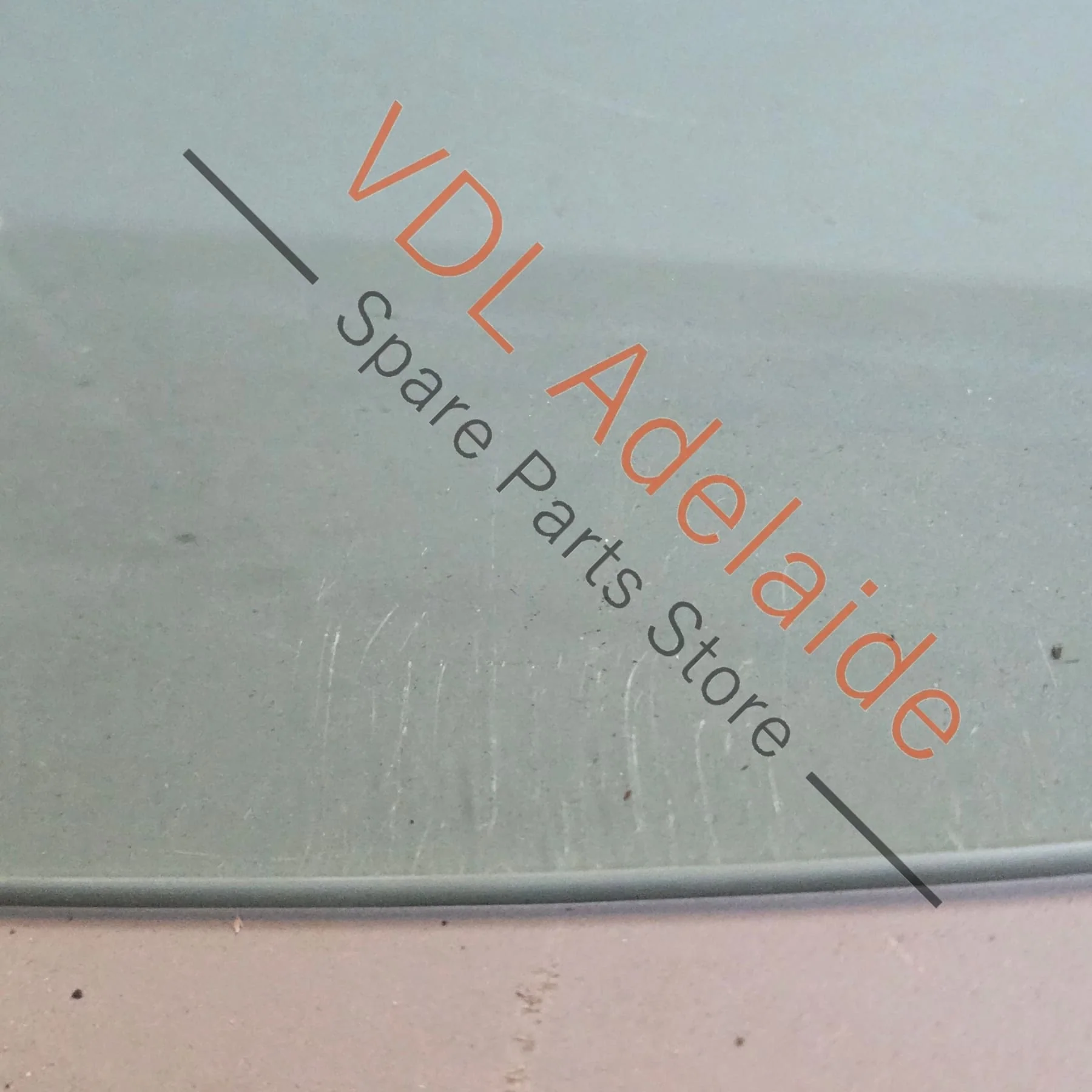 Porsche Boxster 981 Right Side Door Window Glass 98154251200 - Image 4