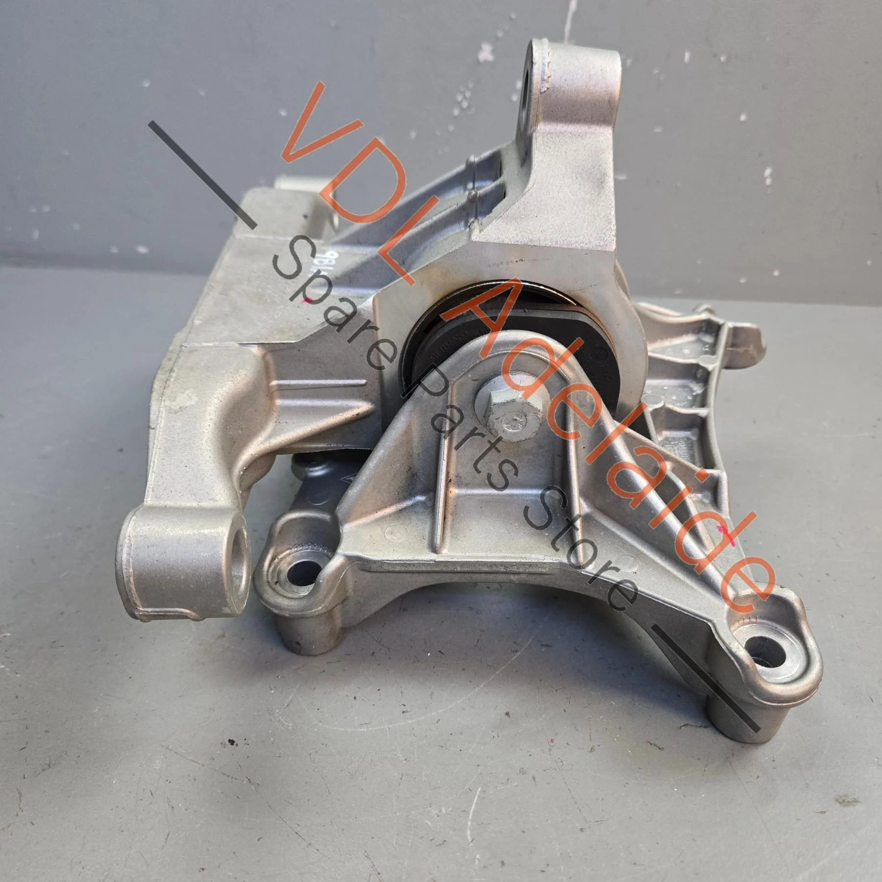 Porsche Cayman Boxster Engine Support Bracket Mount Mounting 9A137501104 9A137504602