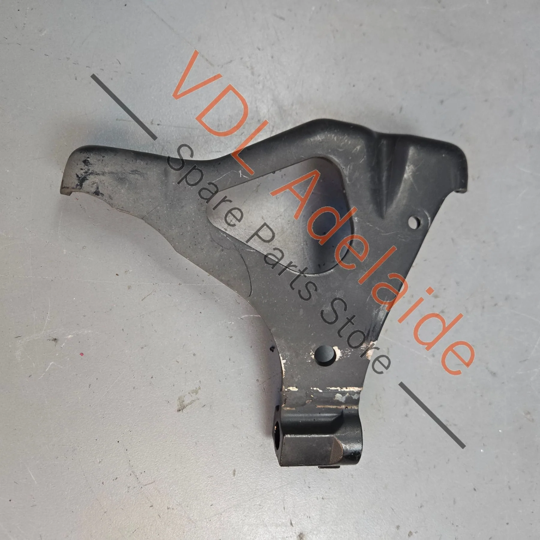 Porsche Cayman Boxster Left Side Engine Mount Bracket 98137519500 - Image 4