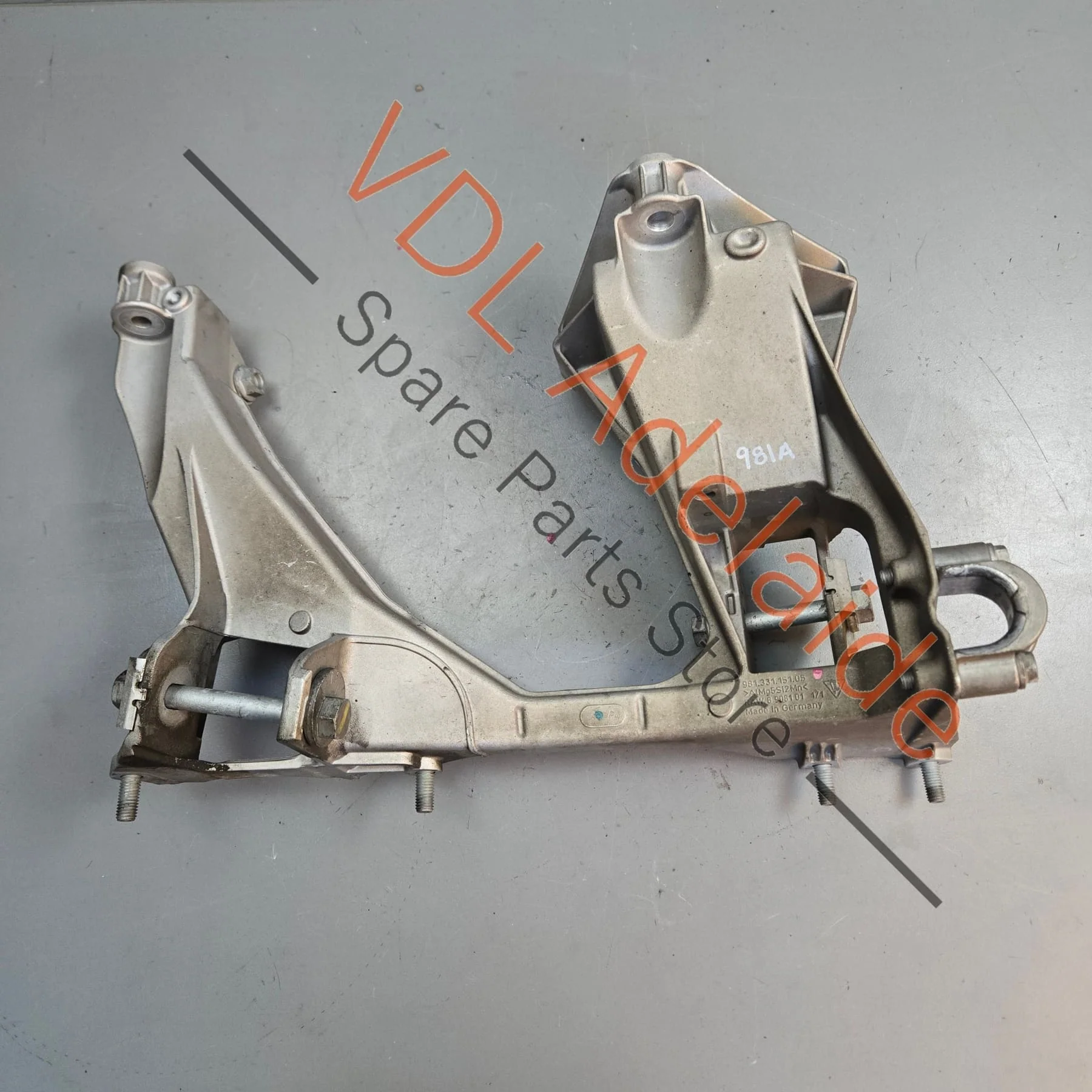 Porsche Boxster Cayman Rear Left Subframe Engine & Suspension Carrier Bracket 98133105108 98133105105