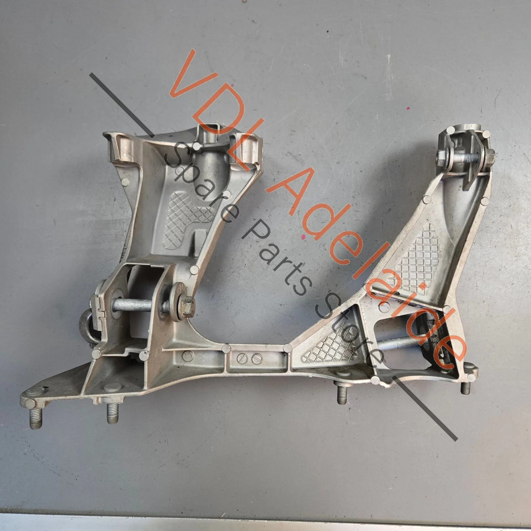 Porsche Boxster Cayman Rear Left Subframe Engine & Suspension Carrier Bracket 98133105108 98133105105 - Image 5