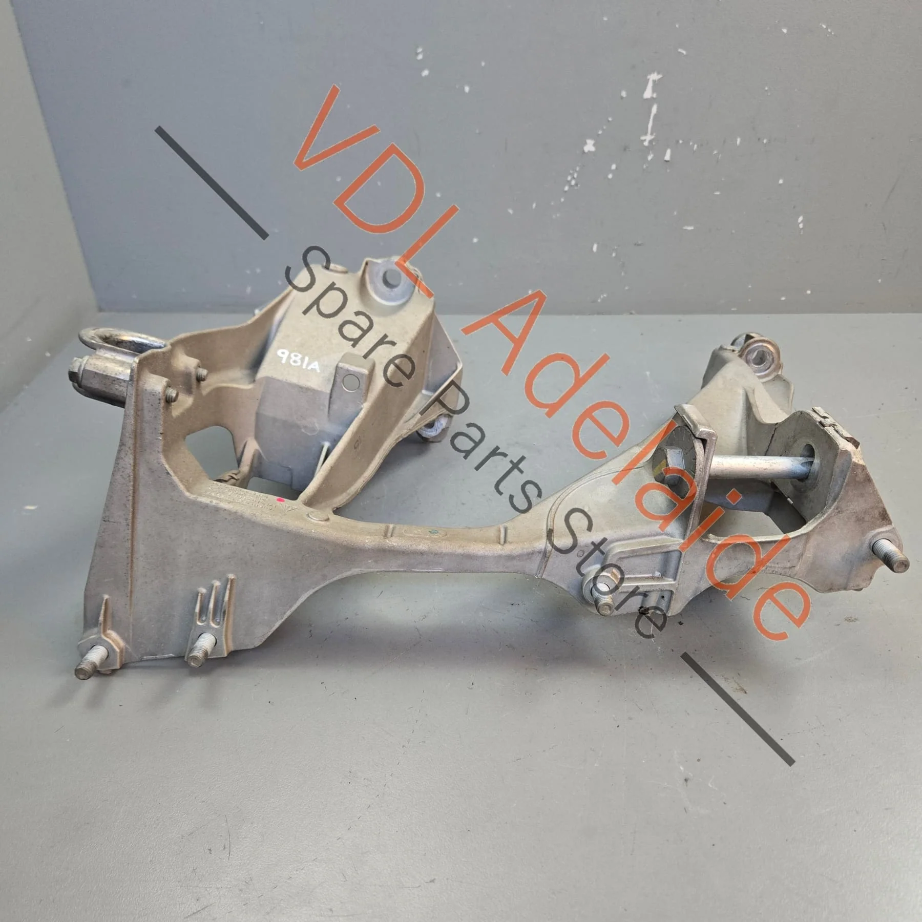 Porsche Boxster Cayman Rear Right Subframe Engine & Suspension Carrier Bracket 98133105208  98133105205 - Image 3