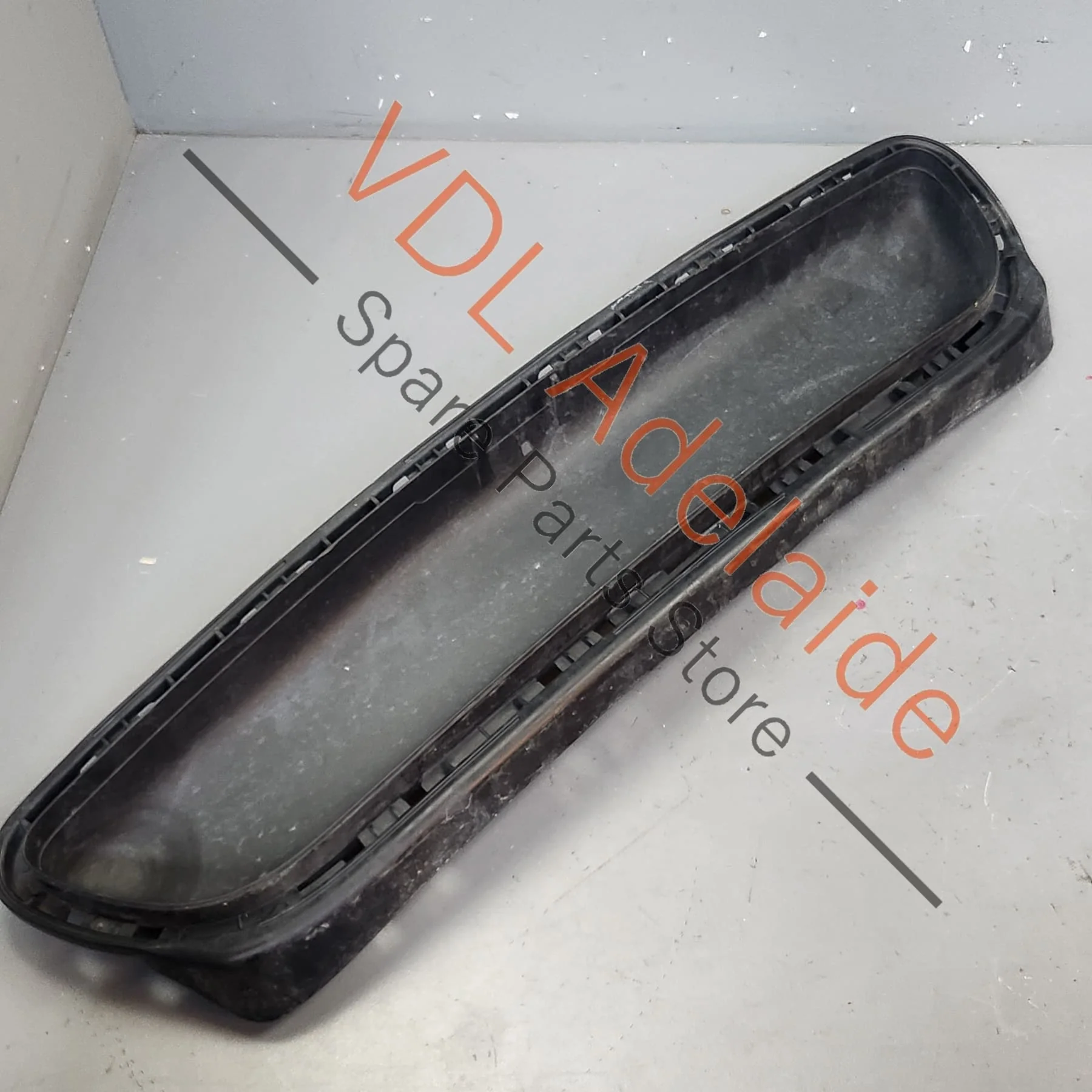 Porsche Boxster Cayman 981 Front Bumper Centre Grille Trim 98150556900 - Image 3