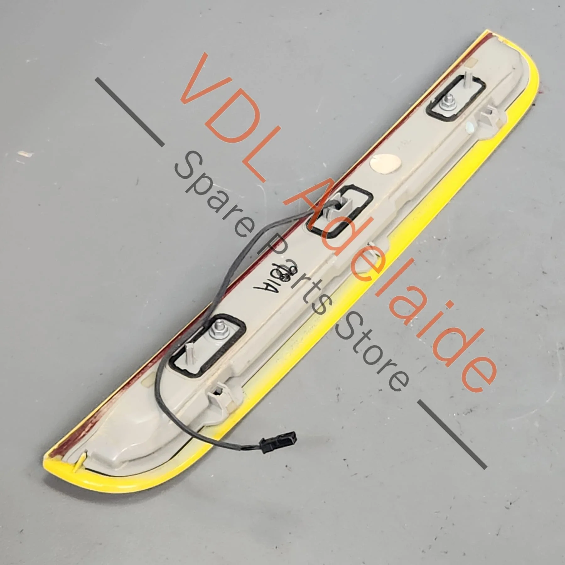 Porsche Boxster Cayman 981 Rear Middle Brake Light and Trim Cover 98163118104 98151271500 - Image 2