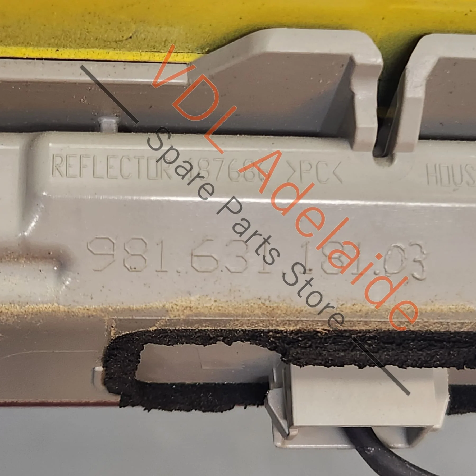 Porsche Boxster Cayman 981 Rear Middle Brake Light and Trim Cover 98163118104 98151271500 - Image 5
