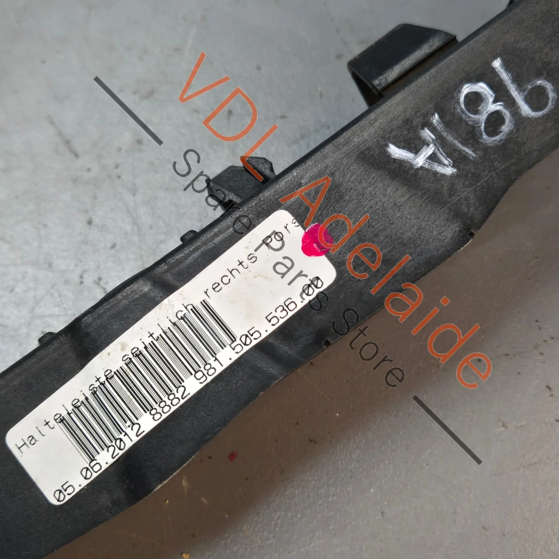 Porsche Boxster Cayman Right Front Bumper Retaining Bracket 98150553600 - Image 5