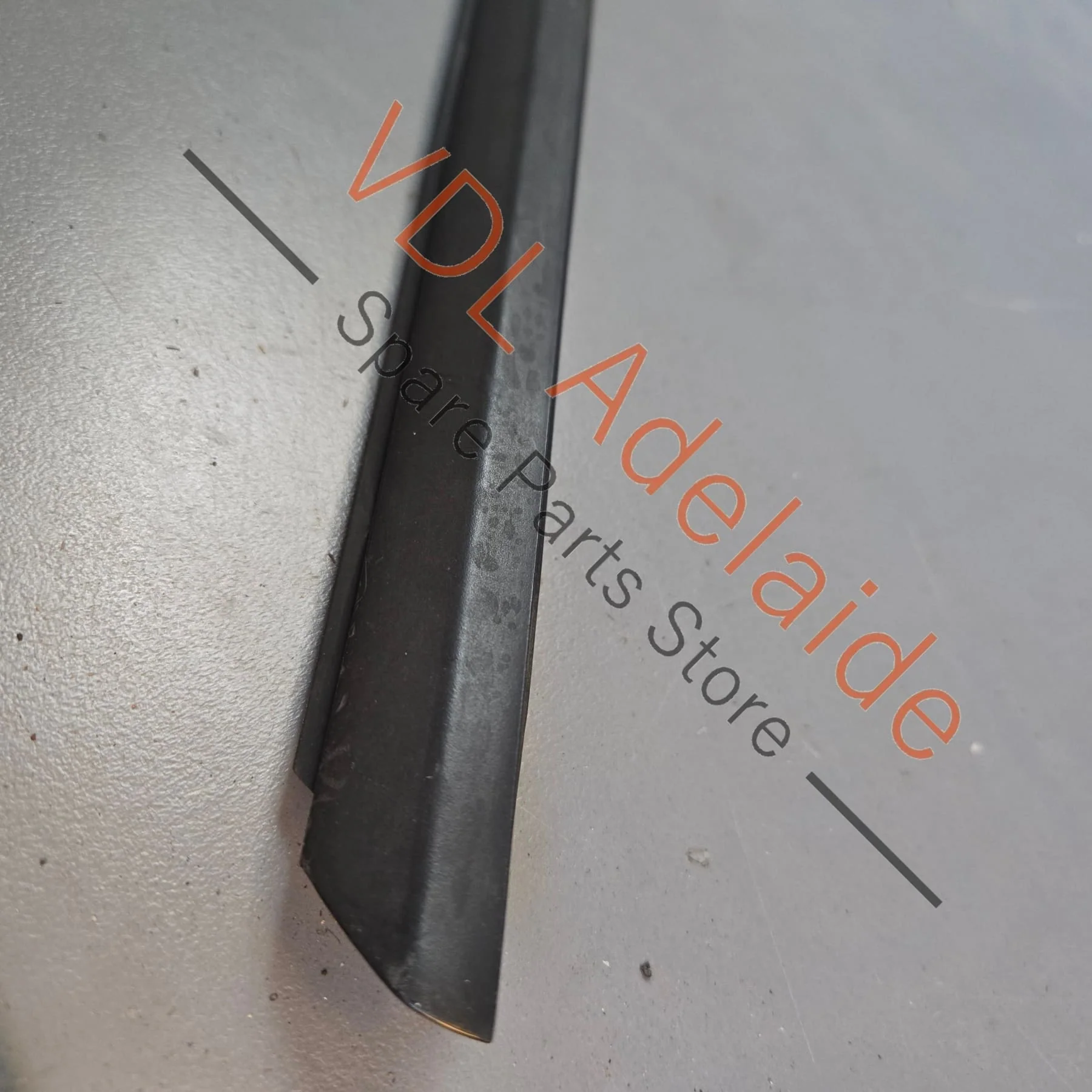 Porsche Boxster Cayman Right Side Door Aperture Window Slot Seal 98153708601 - Image 7