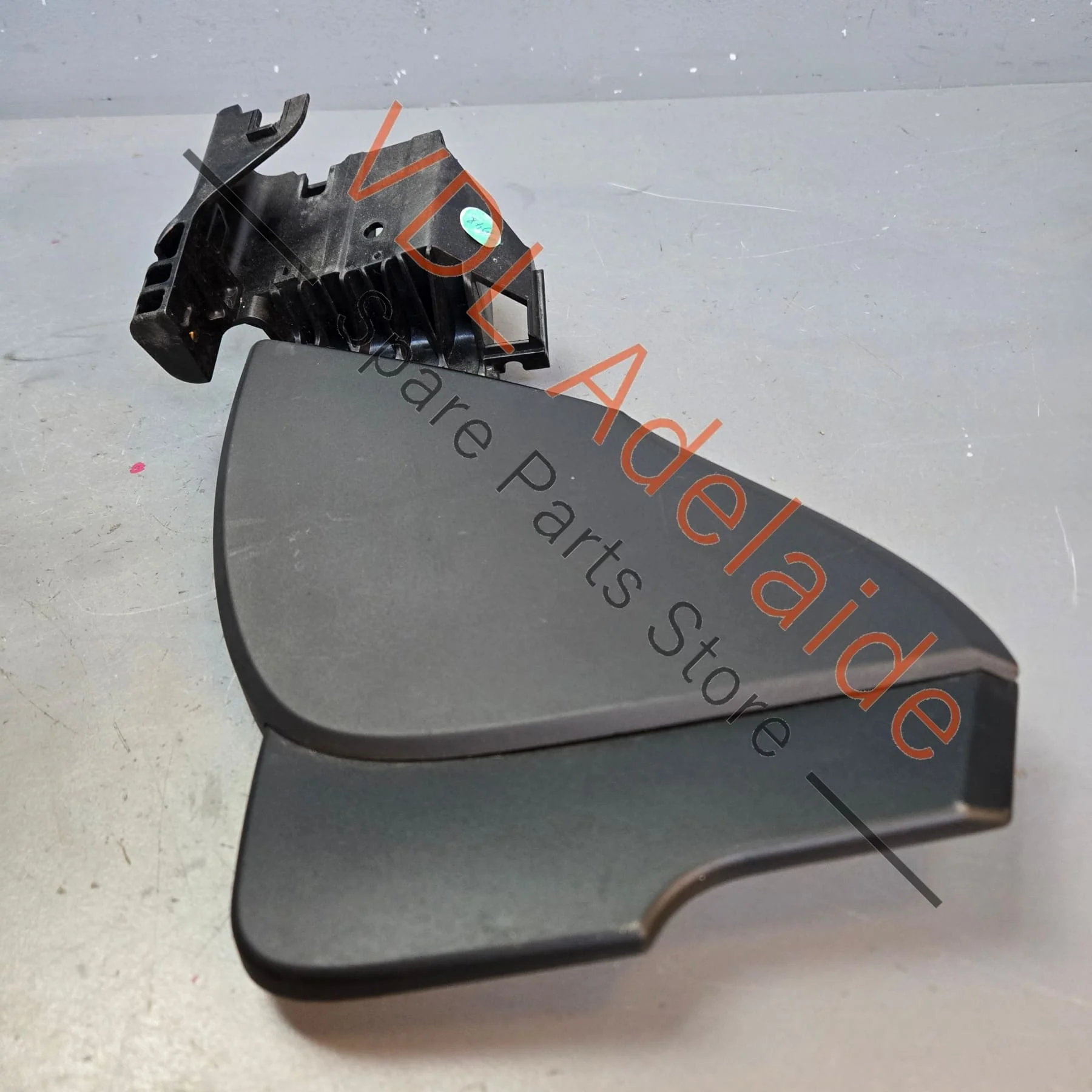 Porsche Boxster 981 Convertible Roof Cover Flap RHS 98156117608 1E0 - Image 4