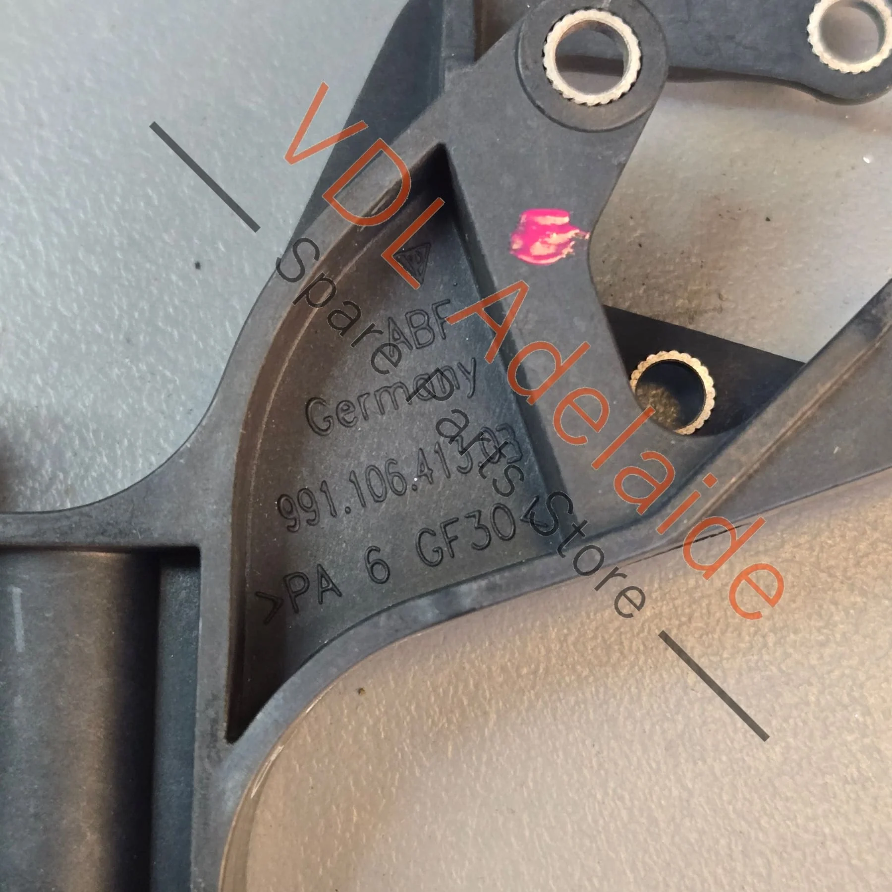 Porsche 911 Cayman Boxster Bracket for Coolant Pipe Front Tub 99110641303 - Image 4