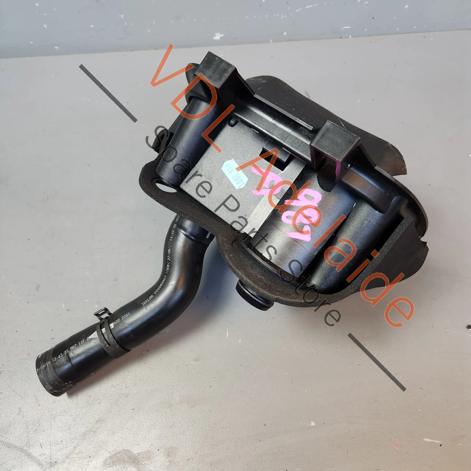 Porsche Oil & Coolant Filler Neck & Caps - Image 3