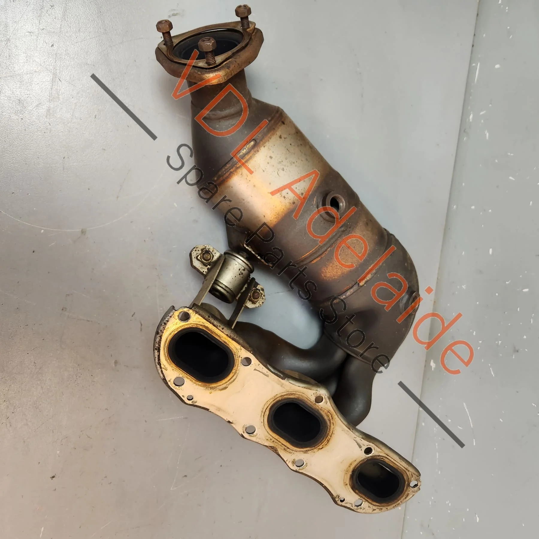 Porsche Cayman R 3.4L Catalytic Converter Exhaust Manifold cyl 4-6 98711310133 - Image 3