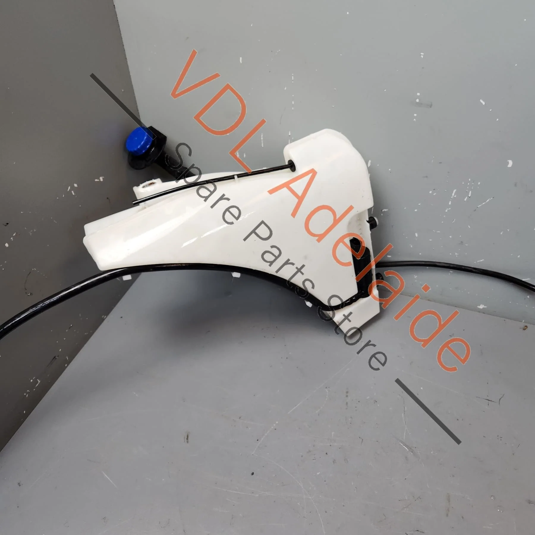 Porsche Cayman Boxster Windscreen & Headlamp Washer Bottle Reservoir Tank 99752870101 - Image 5