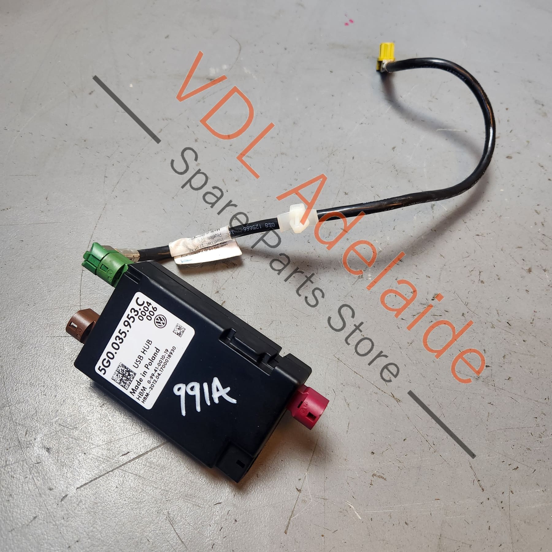Porsche Audi Volkswagen USB Hub 5G0035953C