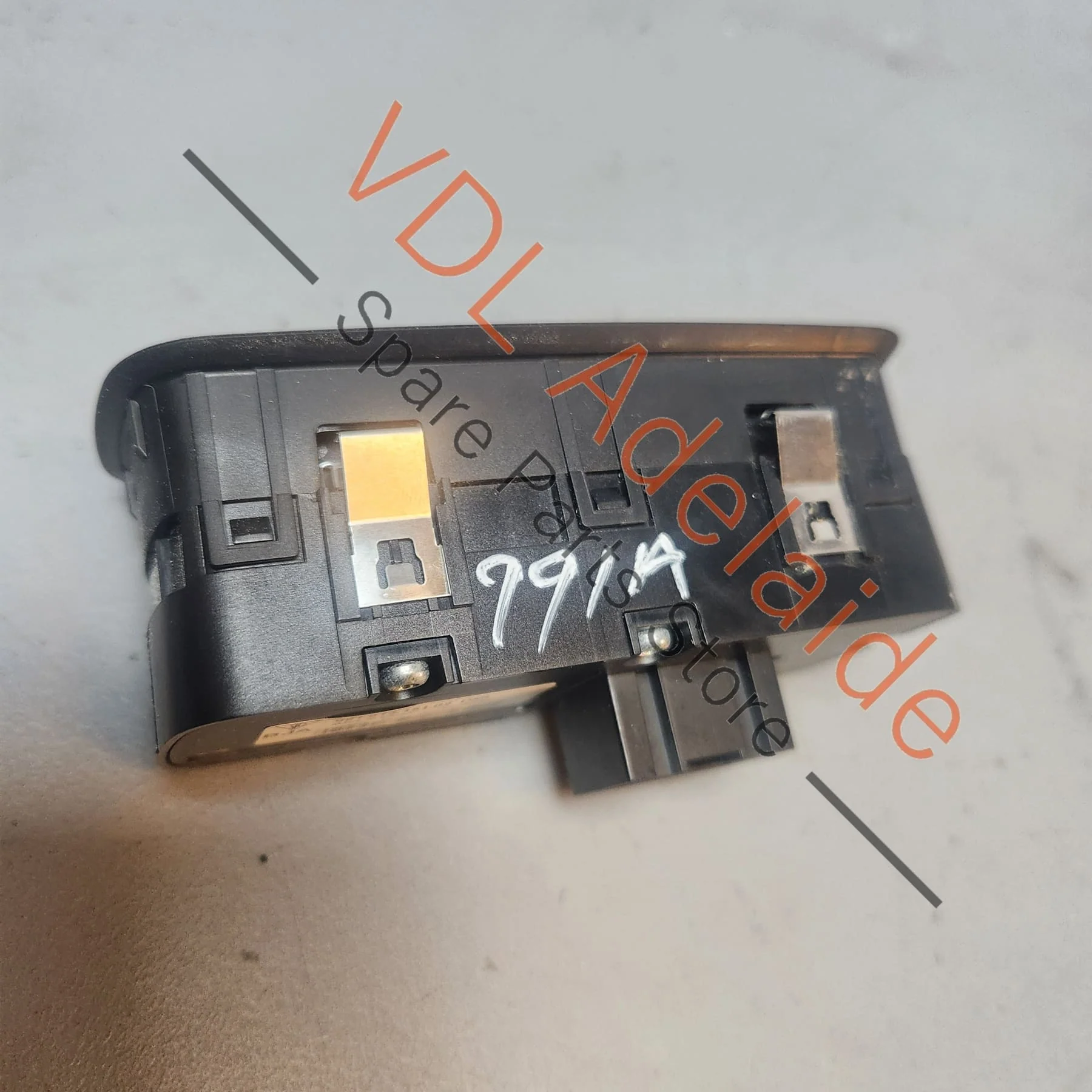 Genuine OEM Porsche 911 Drivers Door Power Window Switch 99161315102DML - Image 7