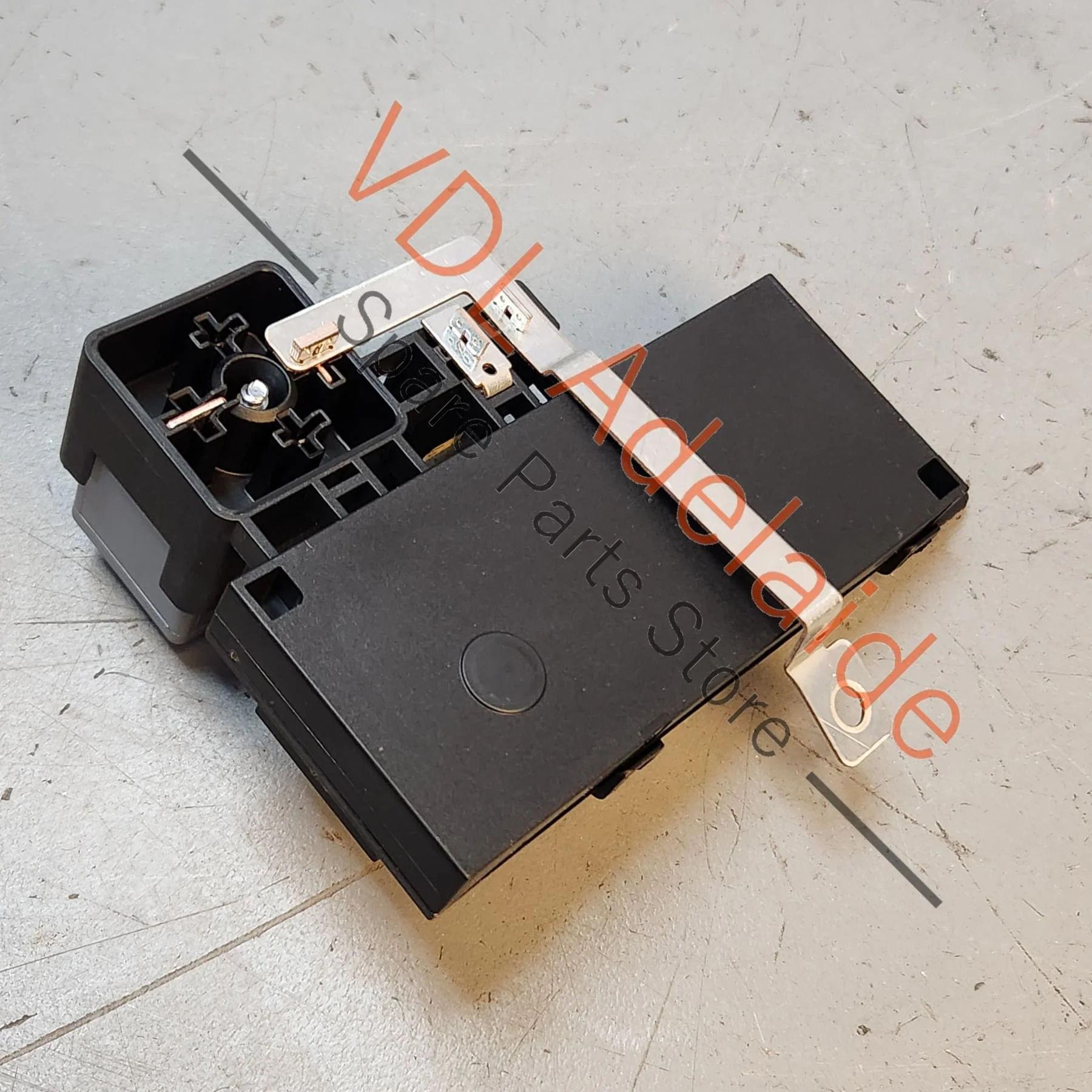 Porsche 911 991 Battery Isolation Main Fuse Board 99161807501 - Image 5