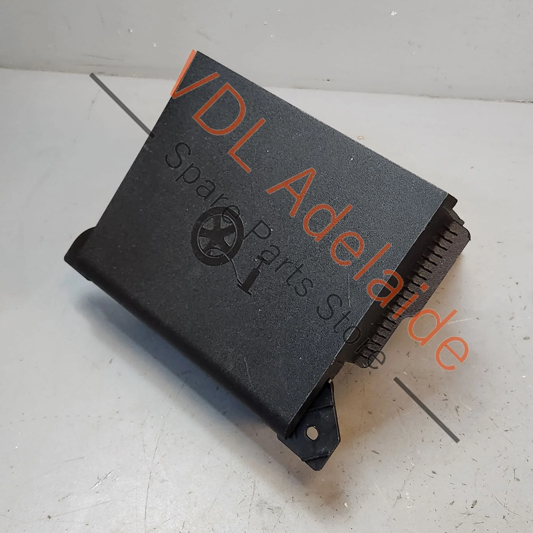 Porsche 911 Emergency Tyre Pump Storage Compartment Box 99155576503 - Image 8