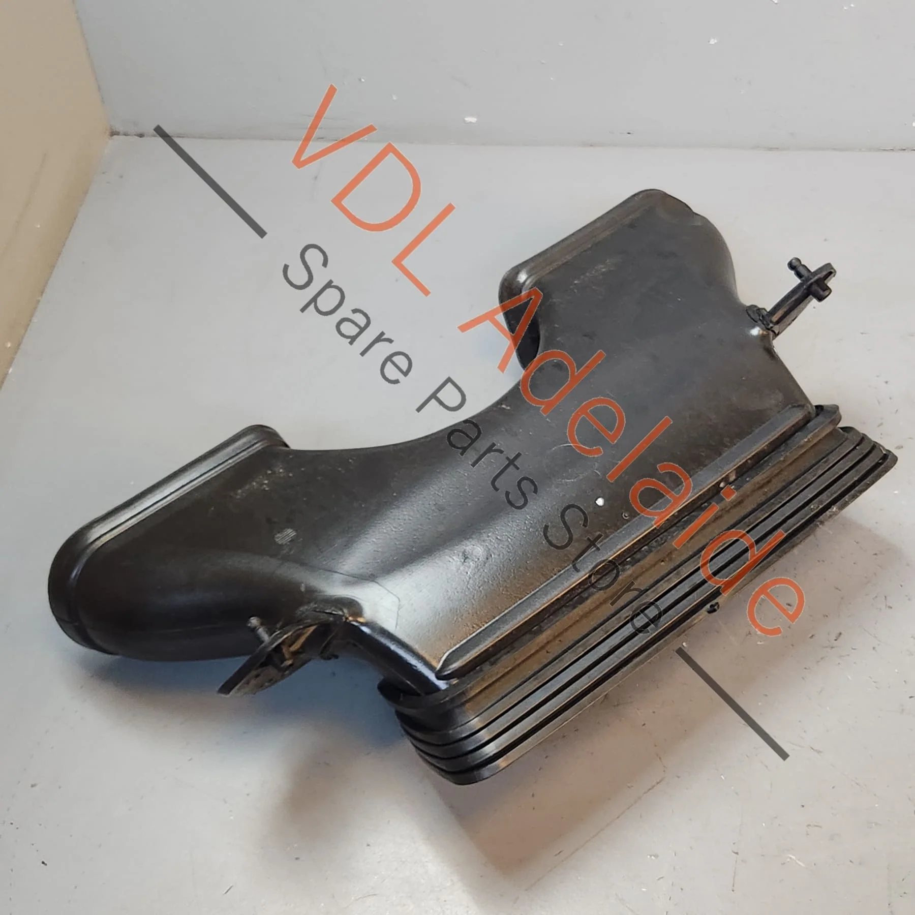 Porsche 911 Air Filter Intake Duct 9P1129533A - Image 6