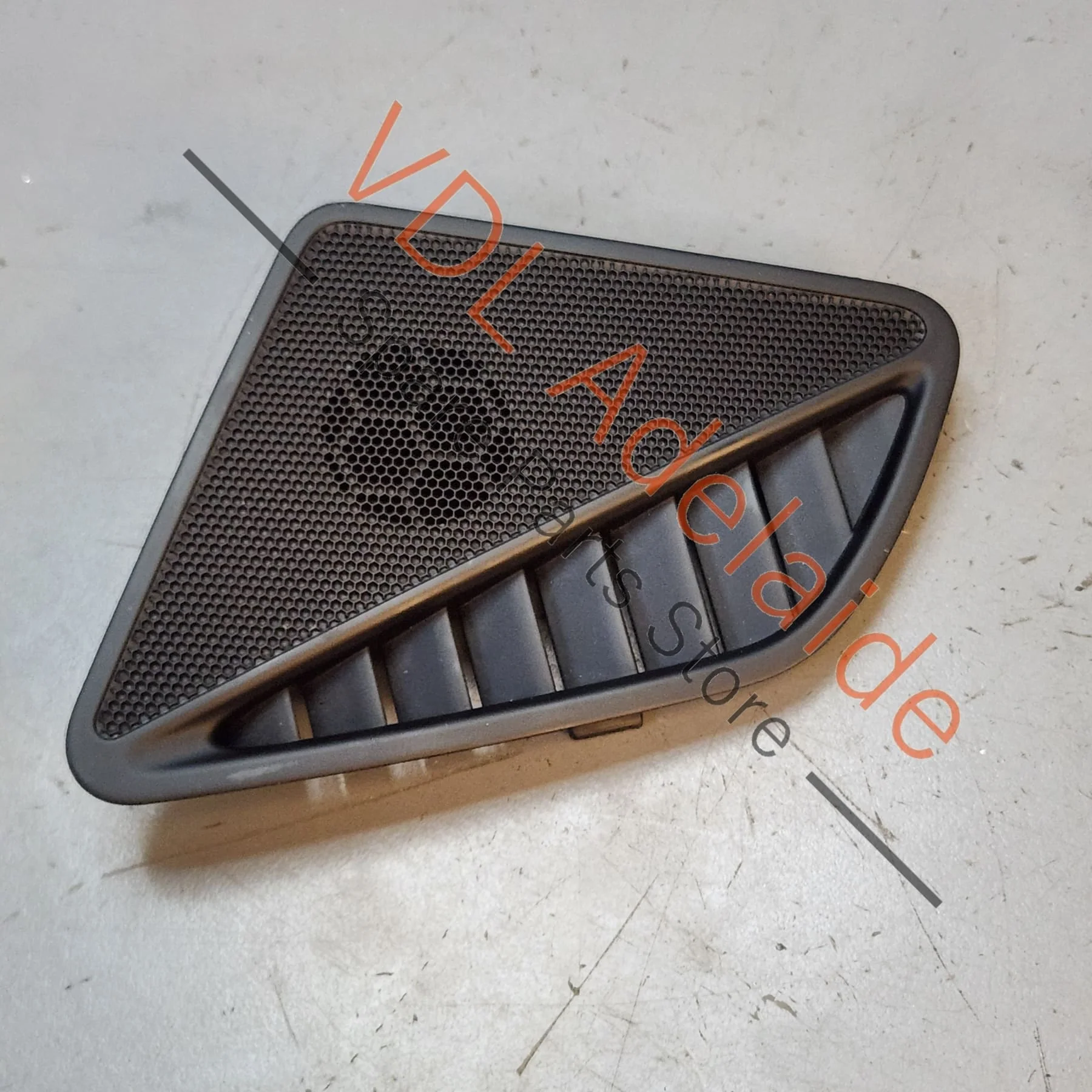 Porsche 911 Front Right Dashboard Interior Trim for Speaker Loudspeaker 99155257600 5Q0