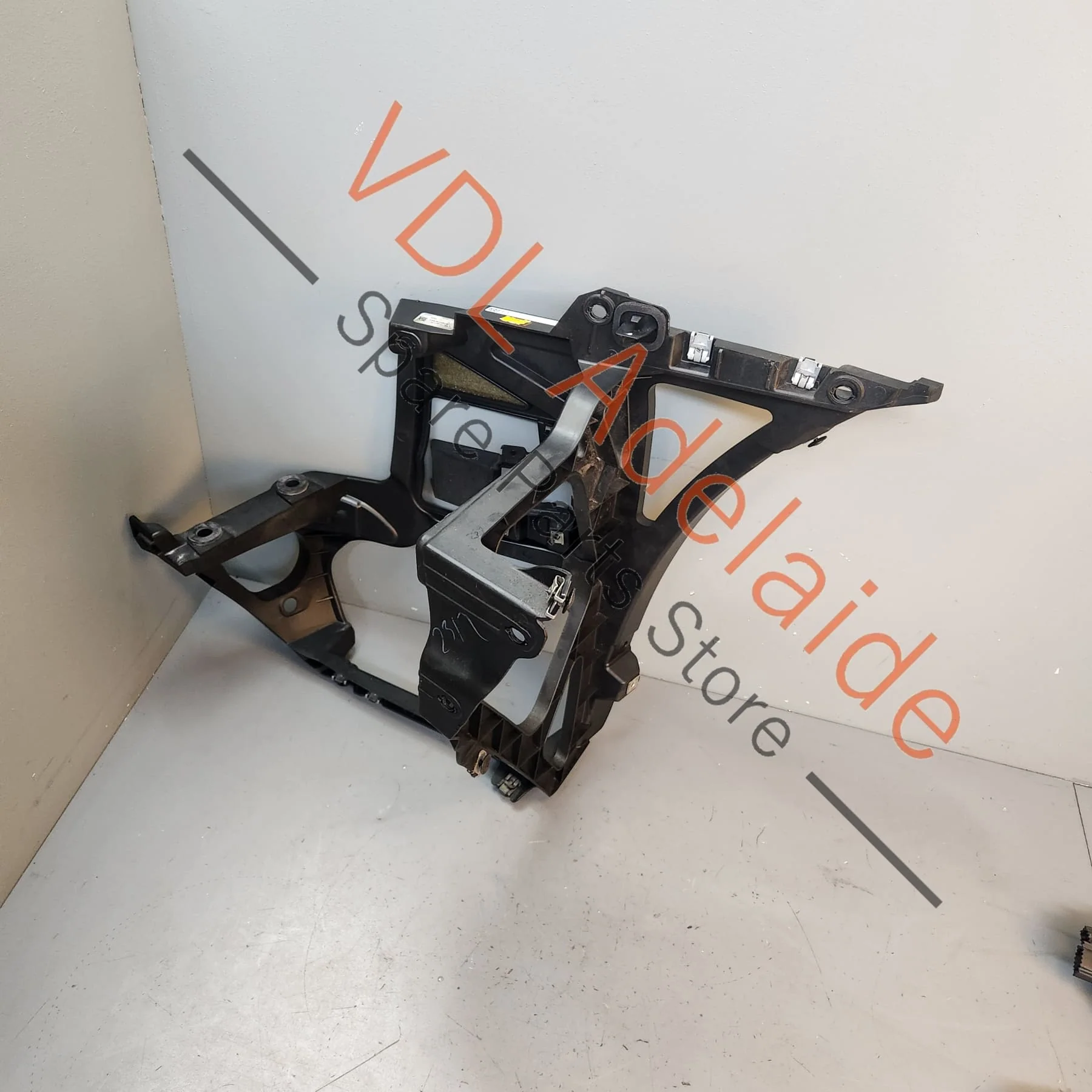 Porsche 911 Rear Bumper Mounting Bracket LHS 99150583103 9P1145803E - Image 7