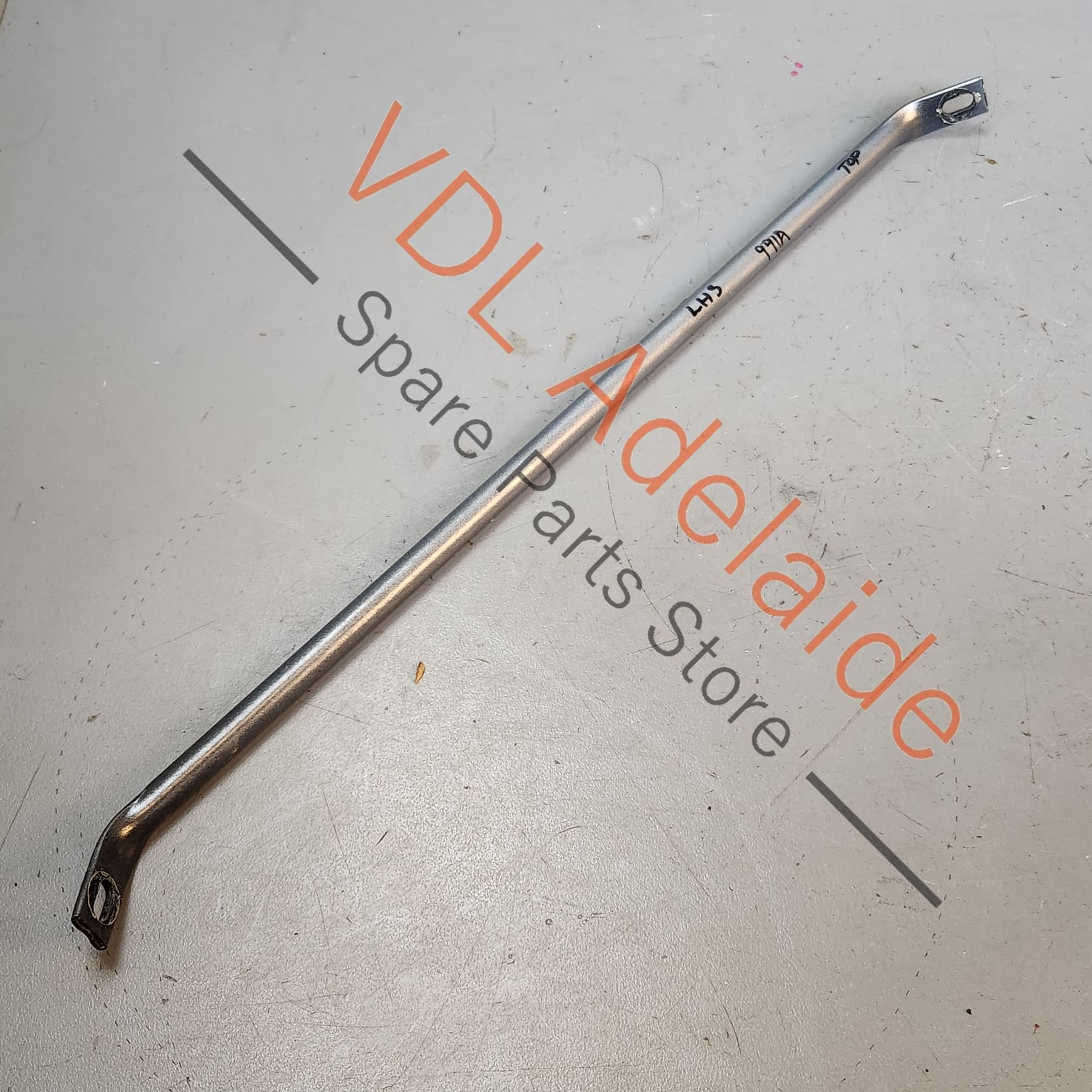 Porsche 911 Front Left LHS Fender Mounting Bracket Rod 99150344101