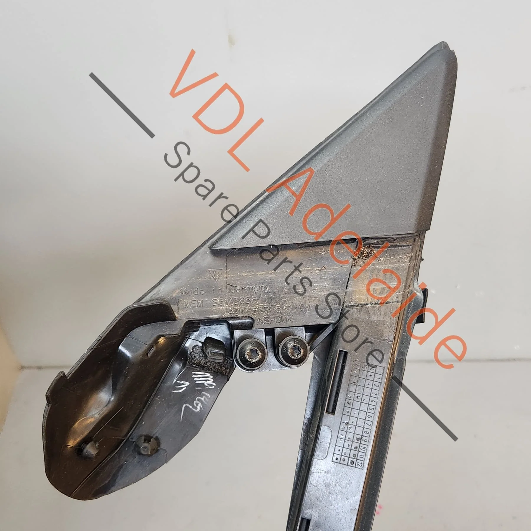 Porsche 911 Front Left Window Guide Channel 99153743104 99153754102 - Image 6