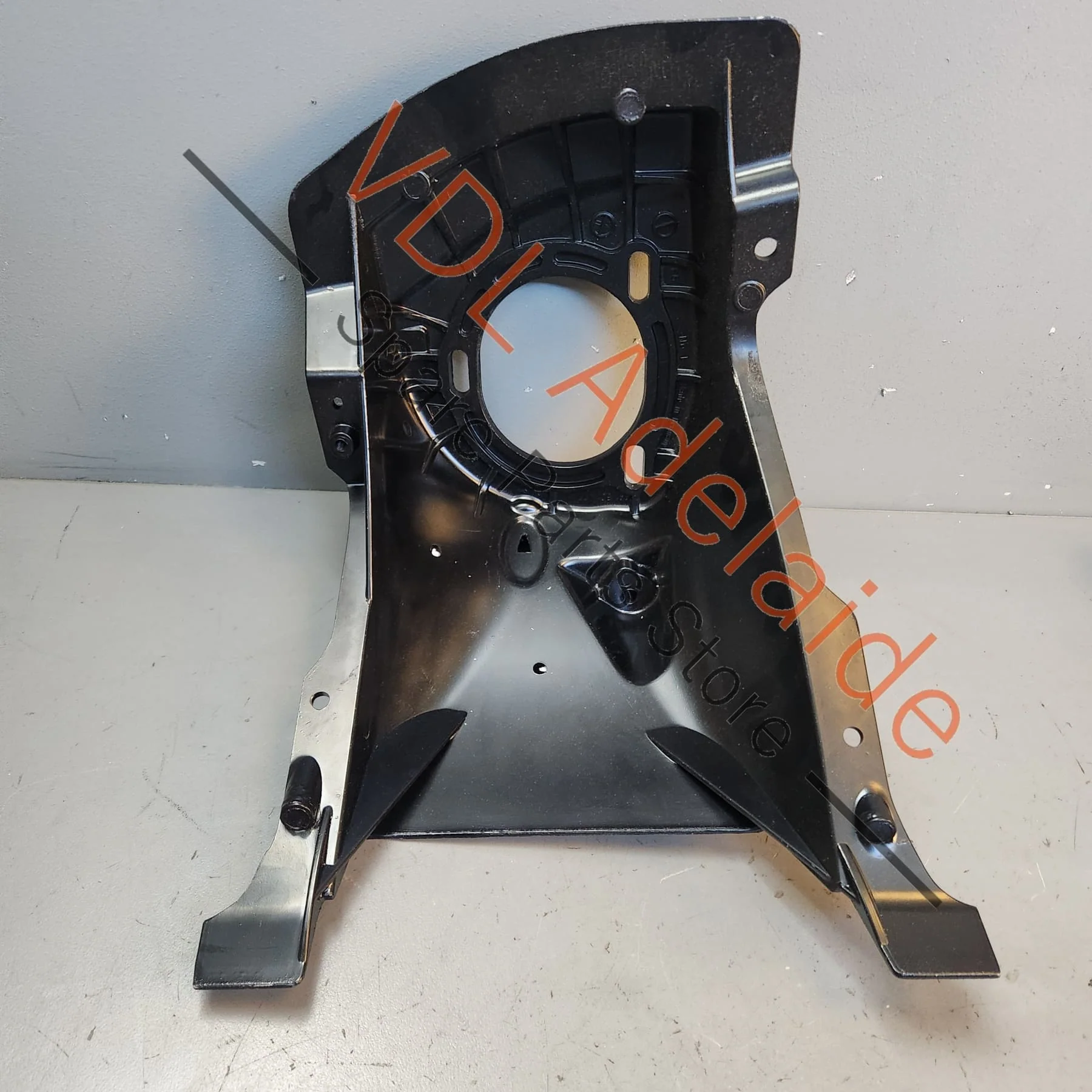 Porsche 911 Front Left Strut Suspension Mounting Structural Body Section 99150147700 GRV - Image 7