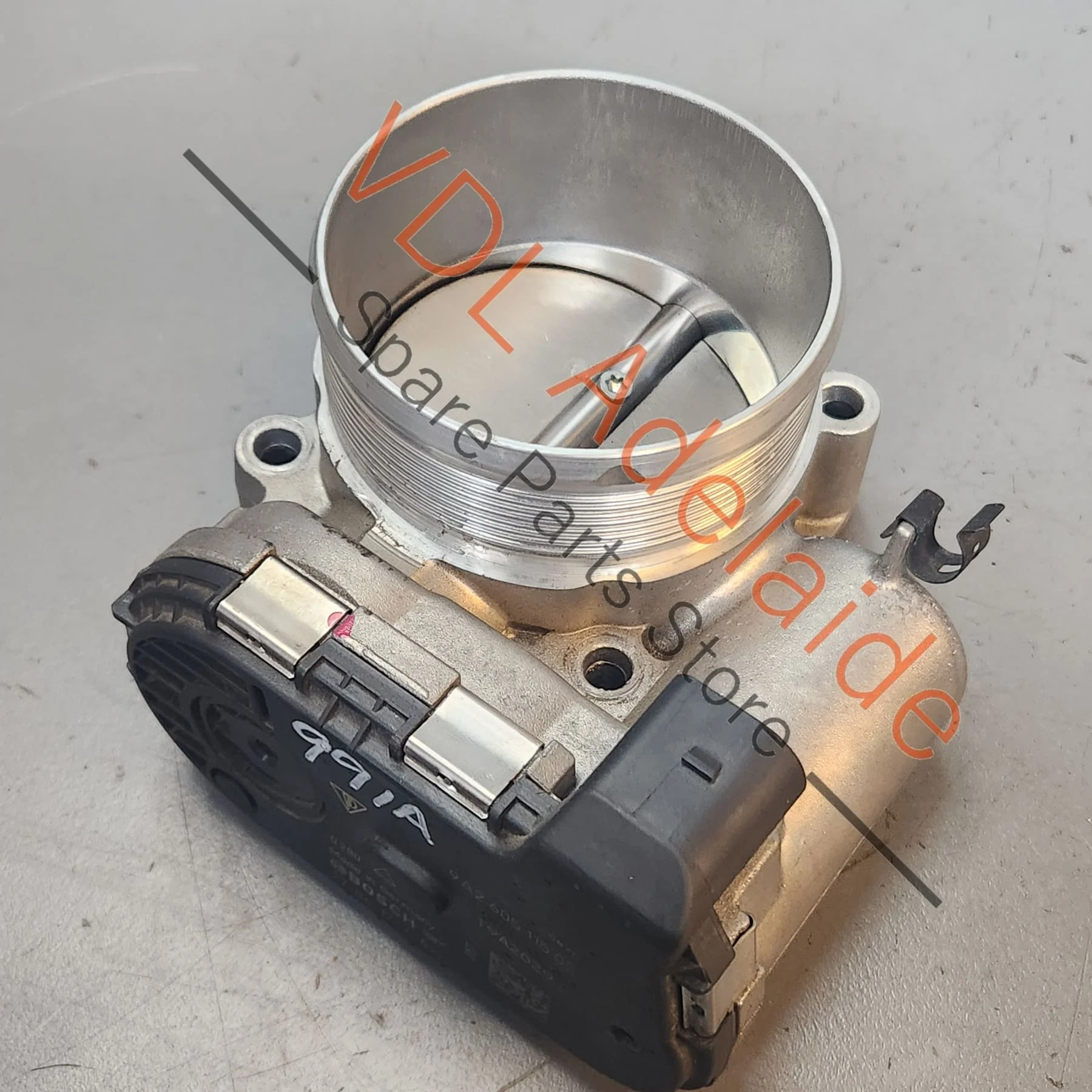 Porsche 911 Throttle Butterfly Valve 9A260511500 PAA133141 9A260511502
