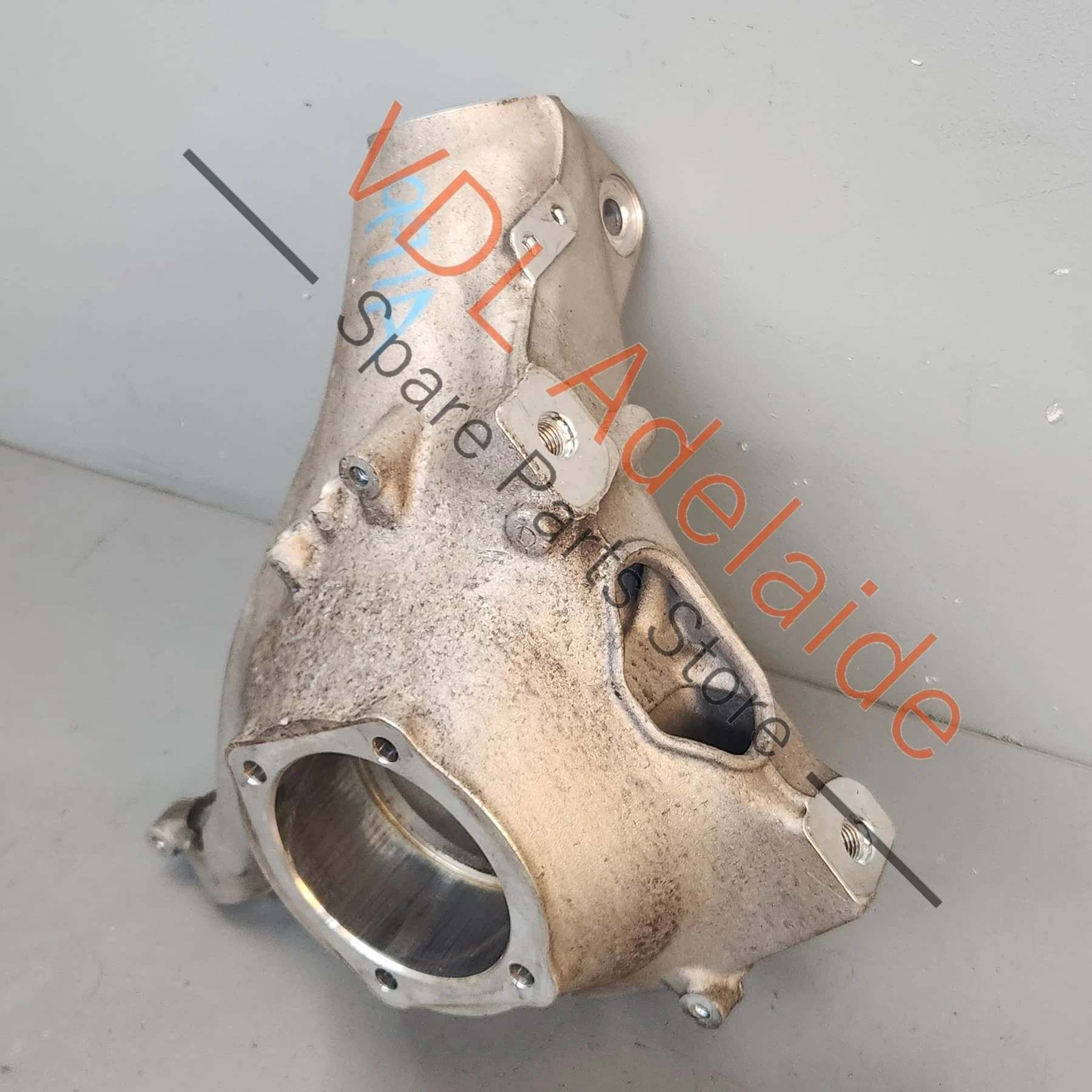 Porsche 911 Front Left Wheel Hub Knuckle Bearing Housing 99134115705 99134115706 99134165706 - Image 7