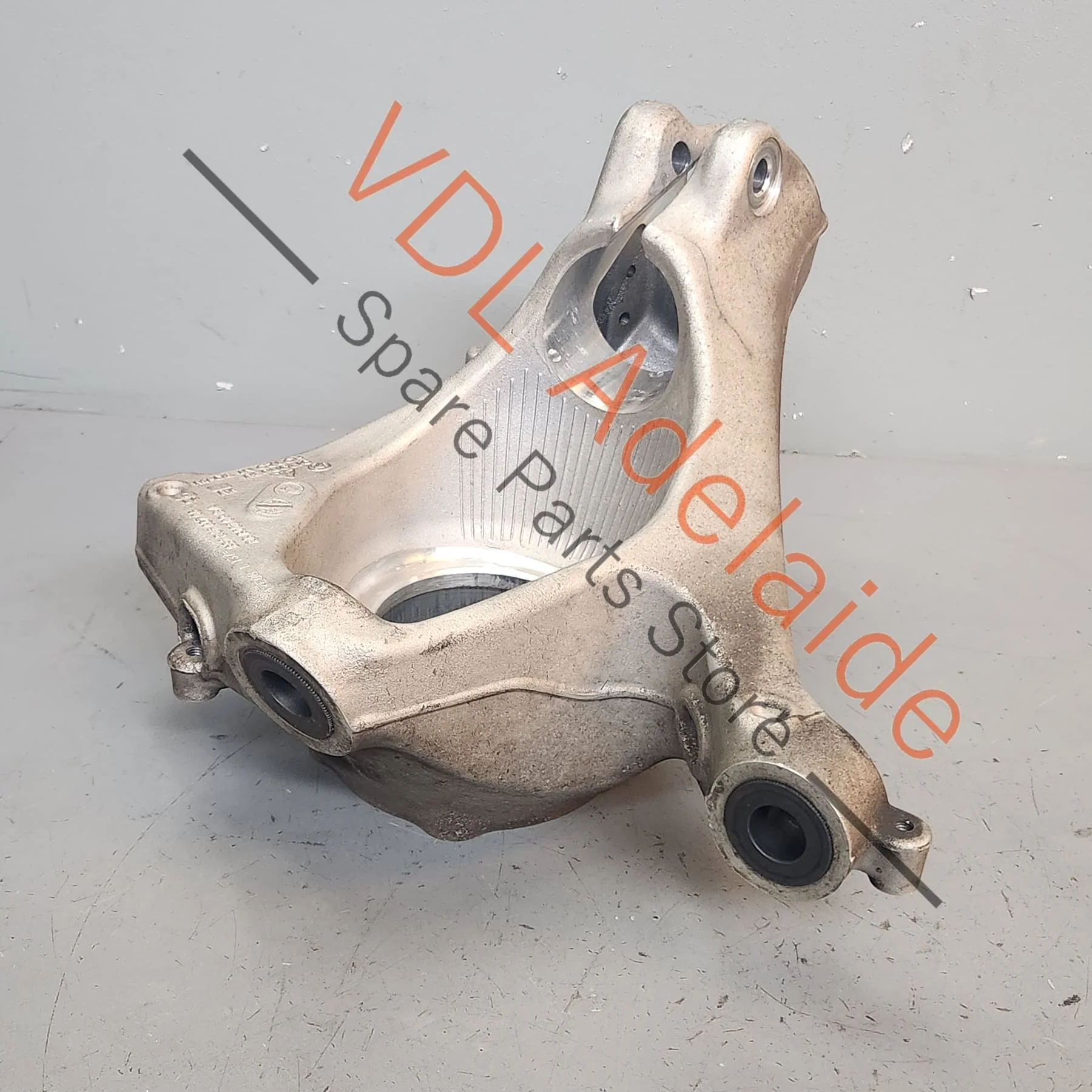 Porsche 911 Front Left Wheel Hub Knuckle Bearing Housing 99134115705 99134115706 99134165706 - Image 8