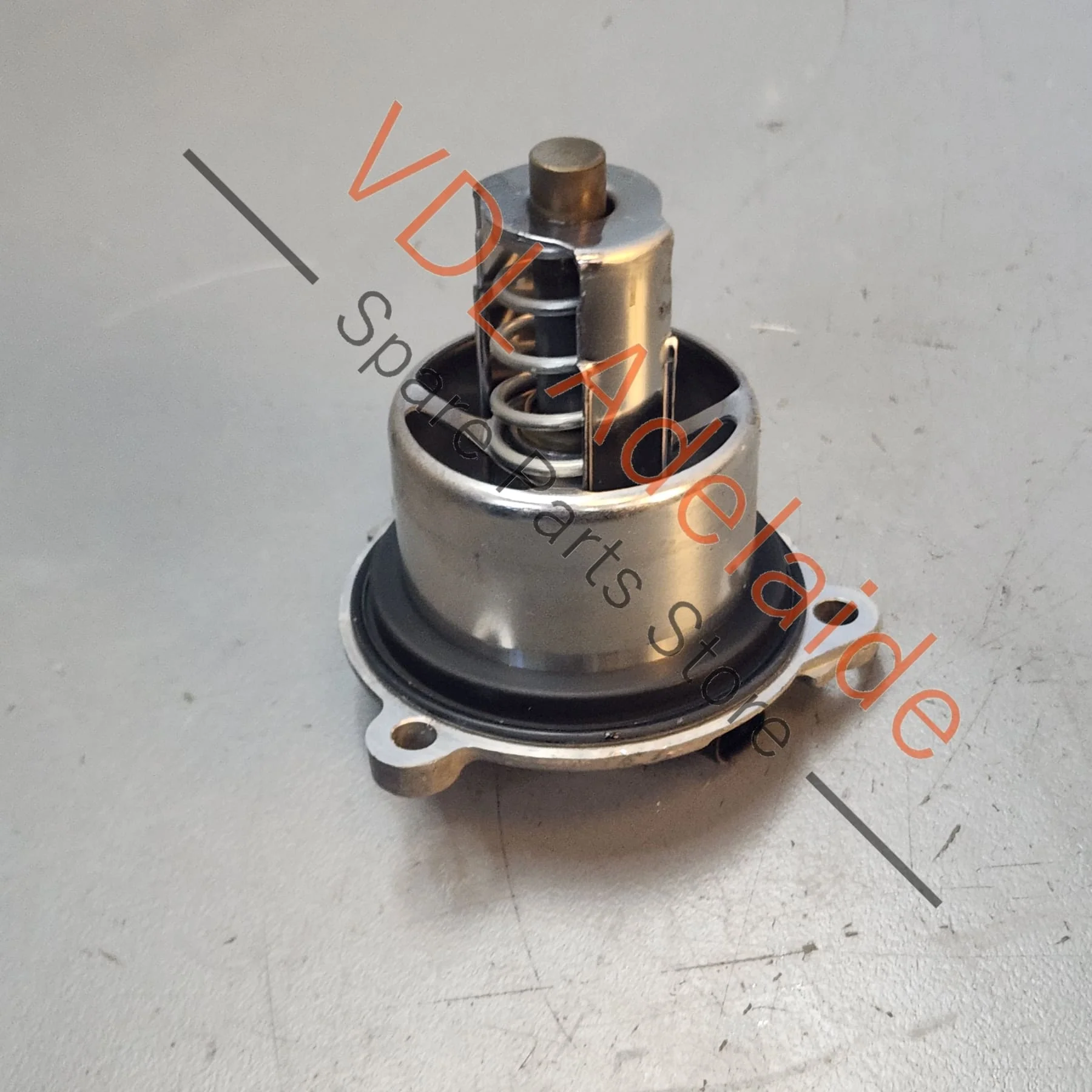 Porsche 911 Thermostat 9A110622603 9A112111000 - Image 2