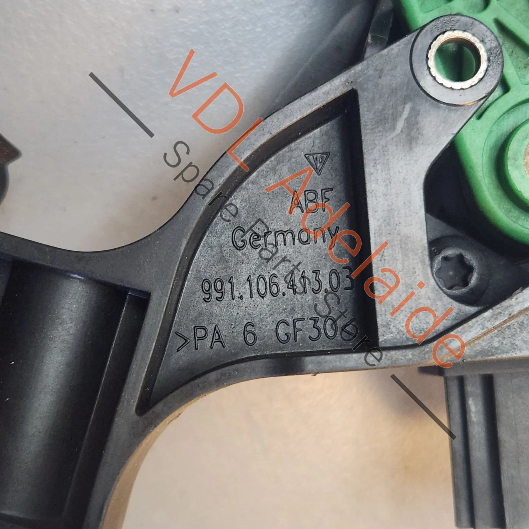 Porsche 911 Front Suspension Level Sensor 99134302101 - Image 2