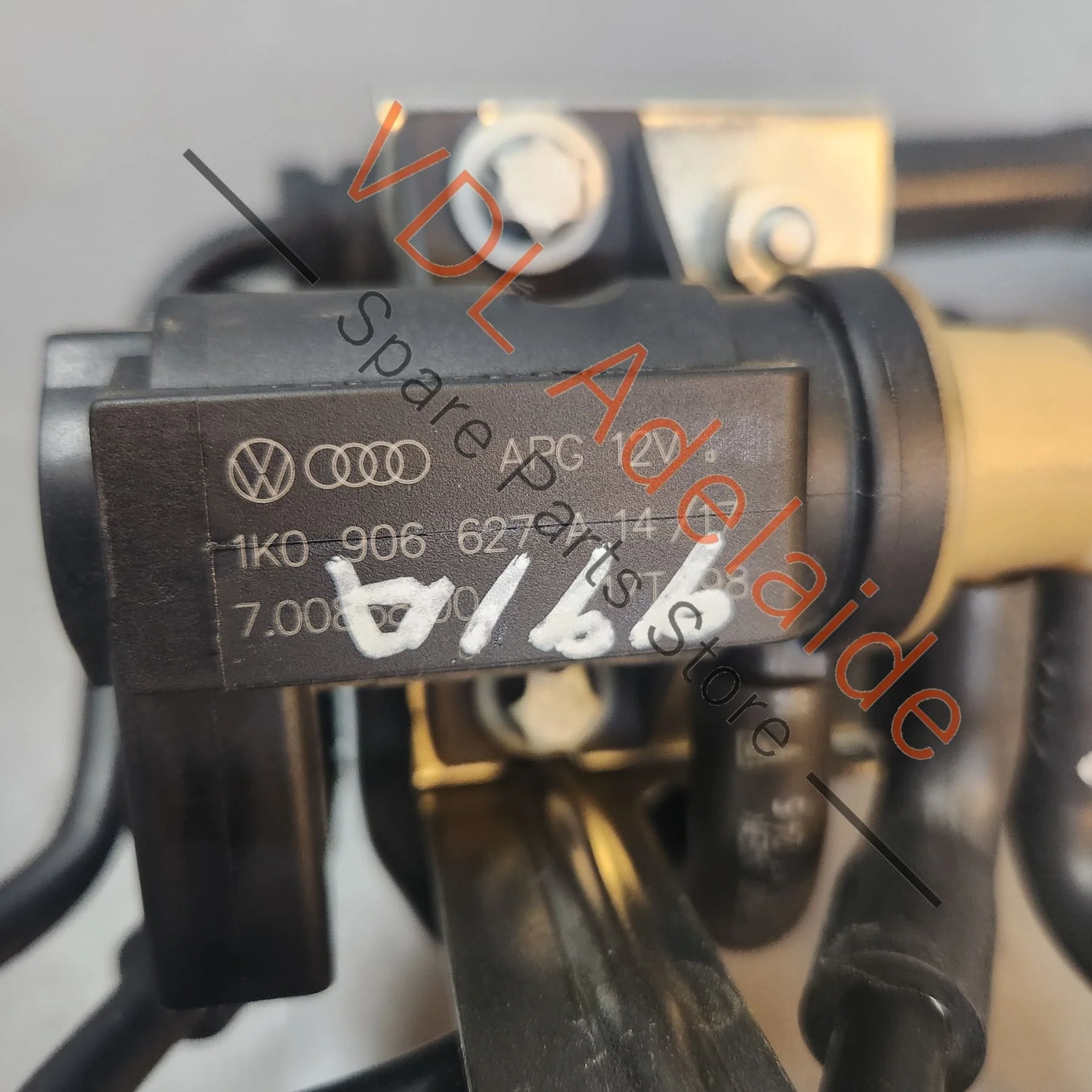 Porsche 911 Vacuum Pressure Converter with Hoses 9A790662700 PAB906627A 1K0906627A - Image 7