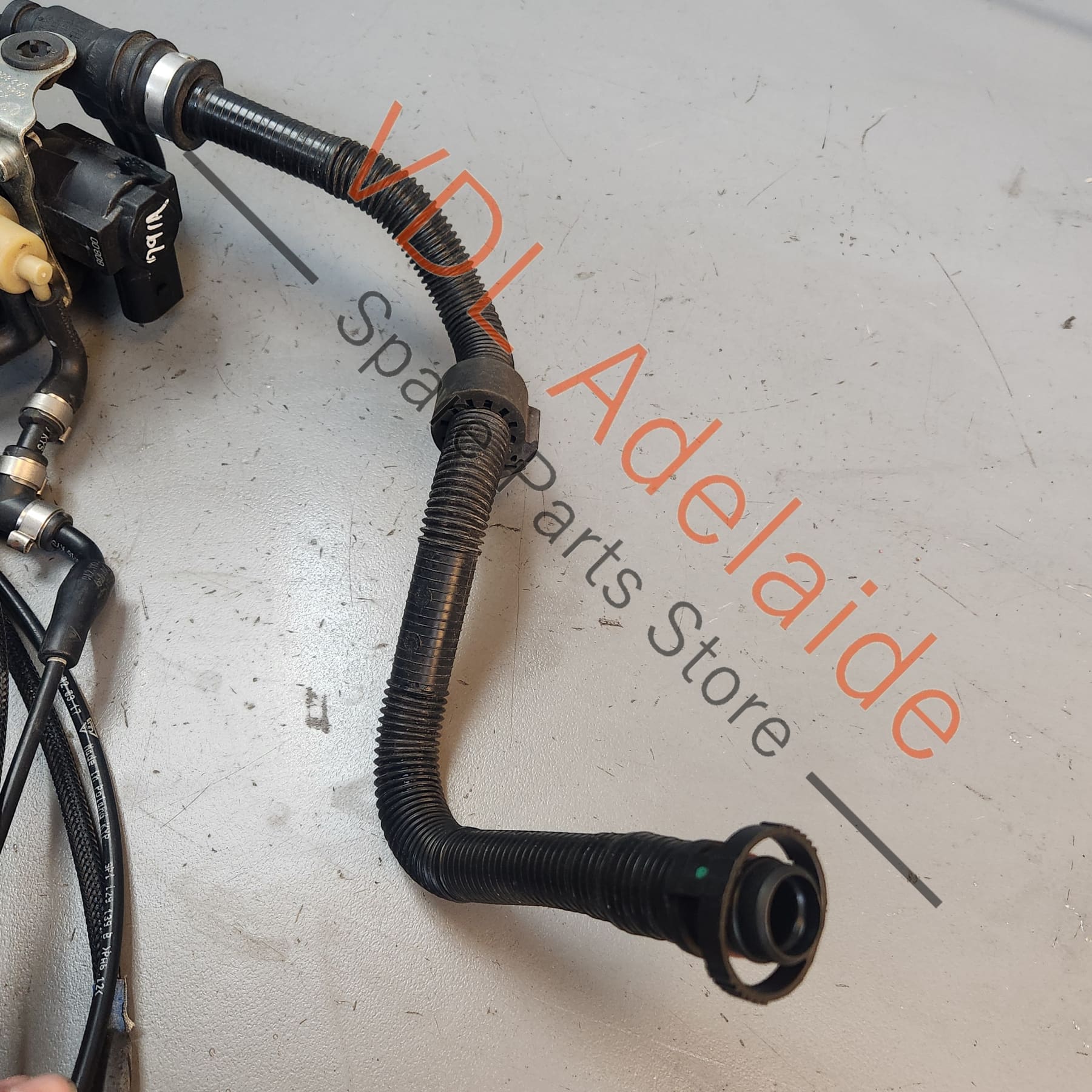 Porsche 911 Vacuum Pressure Converter with Hoses 9A790662700 PAB906627A 1K0906627A - Image 8