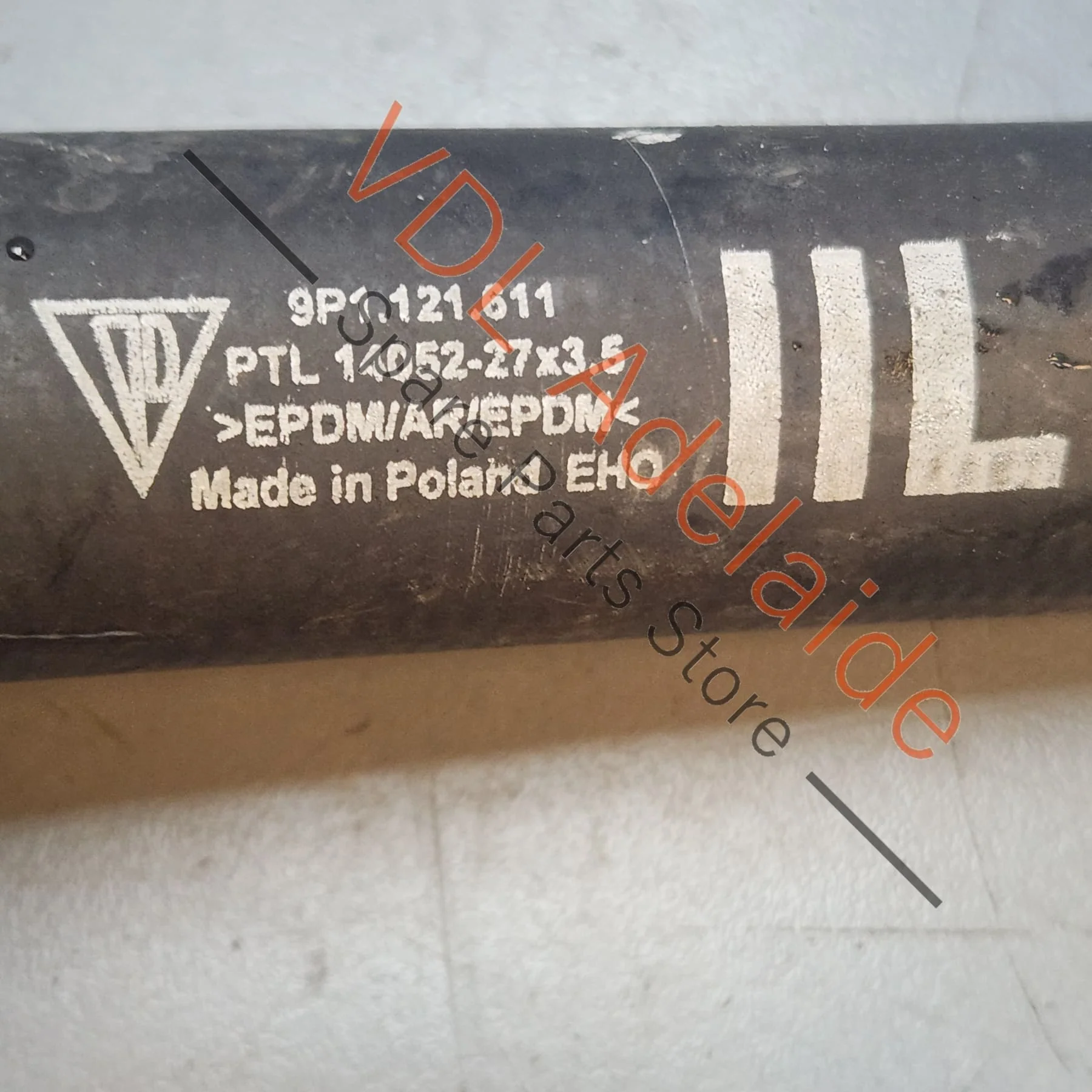 Porsche 911 Front Left Radiator Feed Short Hose Pipe 9P1121611 - Image 5