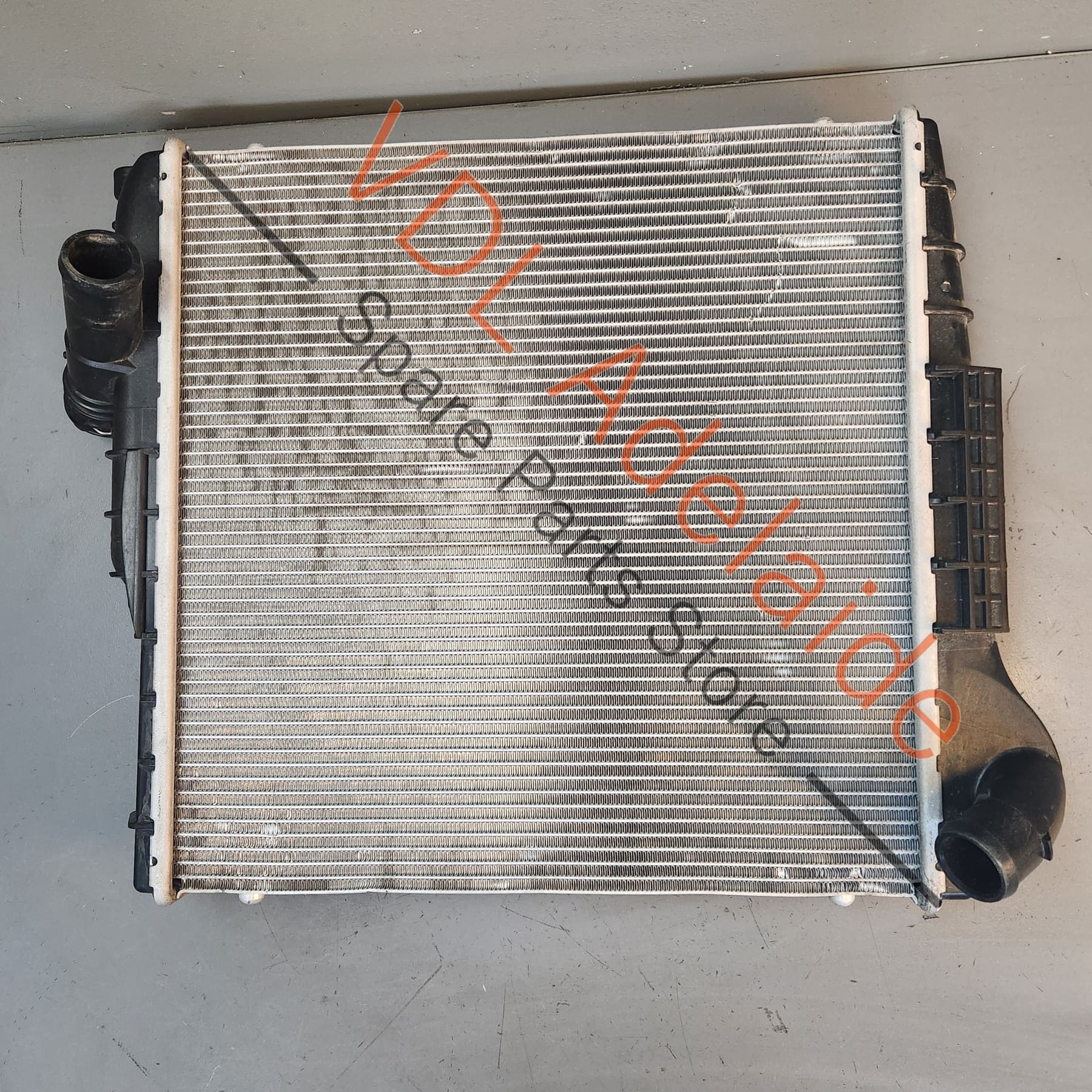 Porsche 911 991.2 Left Side Front Radiator 9P1121251 - Image 3