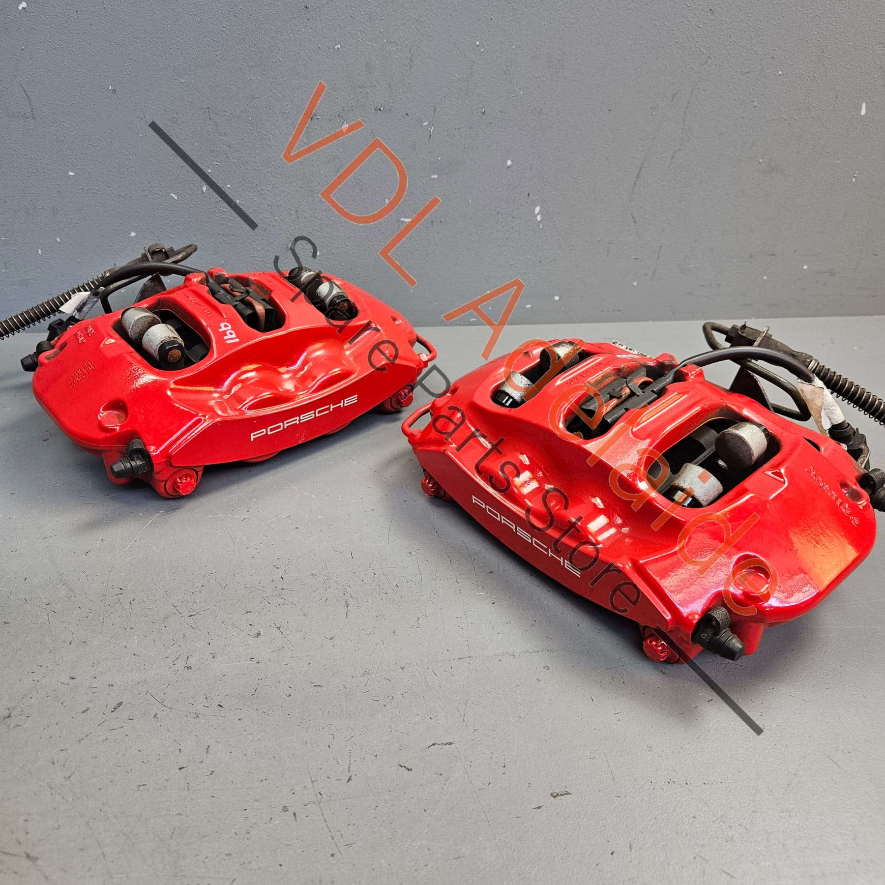 Porsche 911 991 Brembo 4 piston Rear Brake Caliper Set Pair 99135242314 99135242414