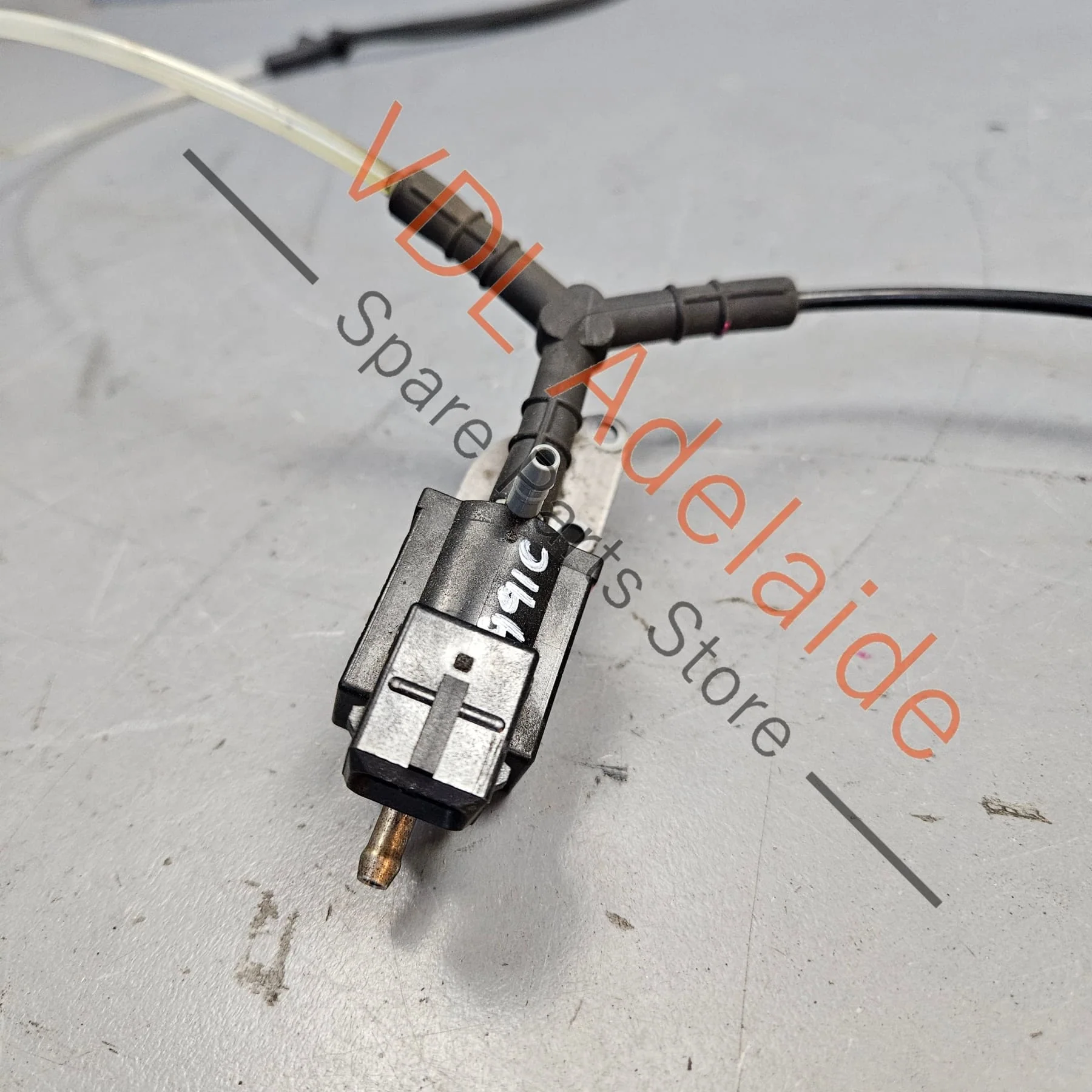 Porsche 911 Gearbox Changeover Solenoid Valve 7PP906283AA - Image 4