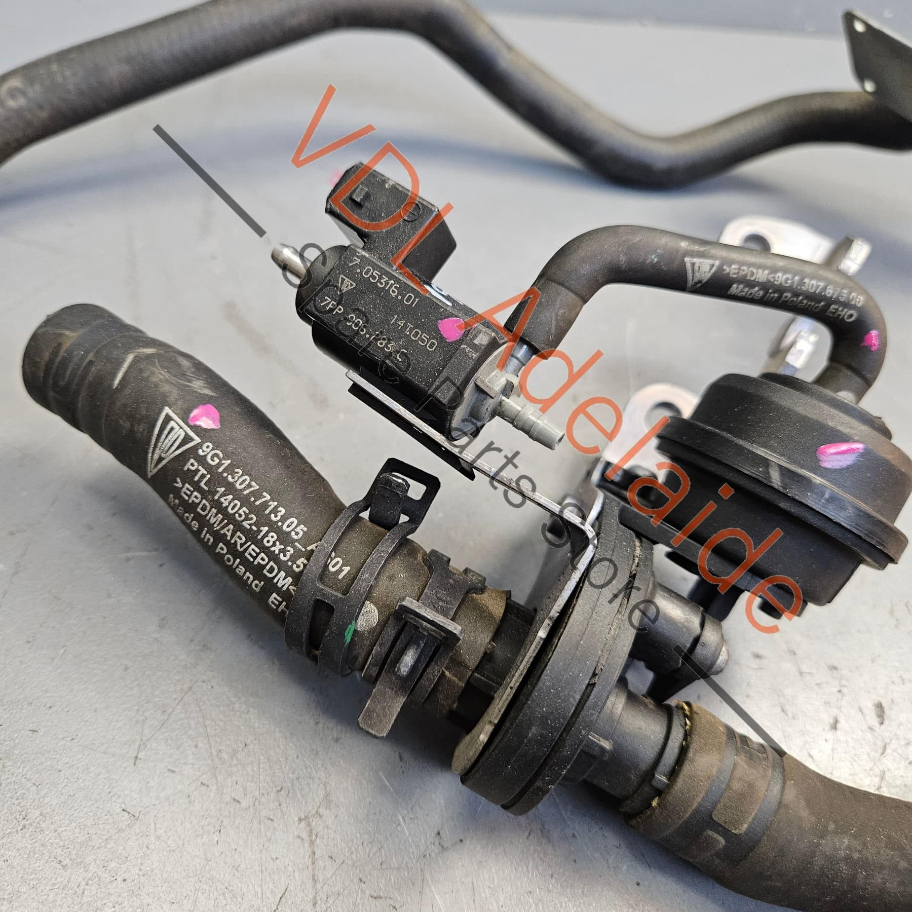 Porsche 911 Gearbox Coolant Regulator Valve & Hose 7PP906283AA 9P1317233 9G130773101 - Image 3