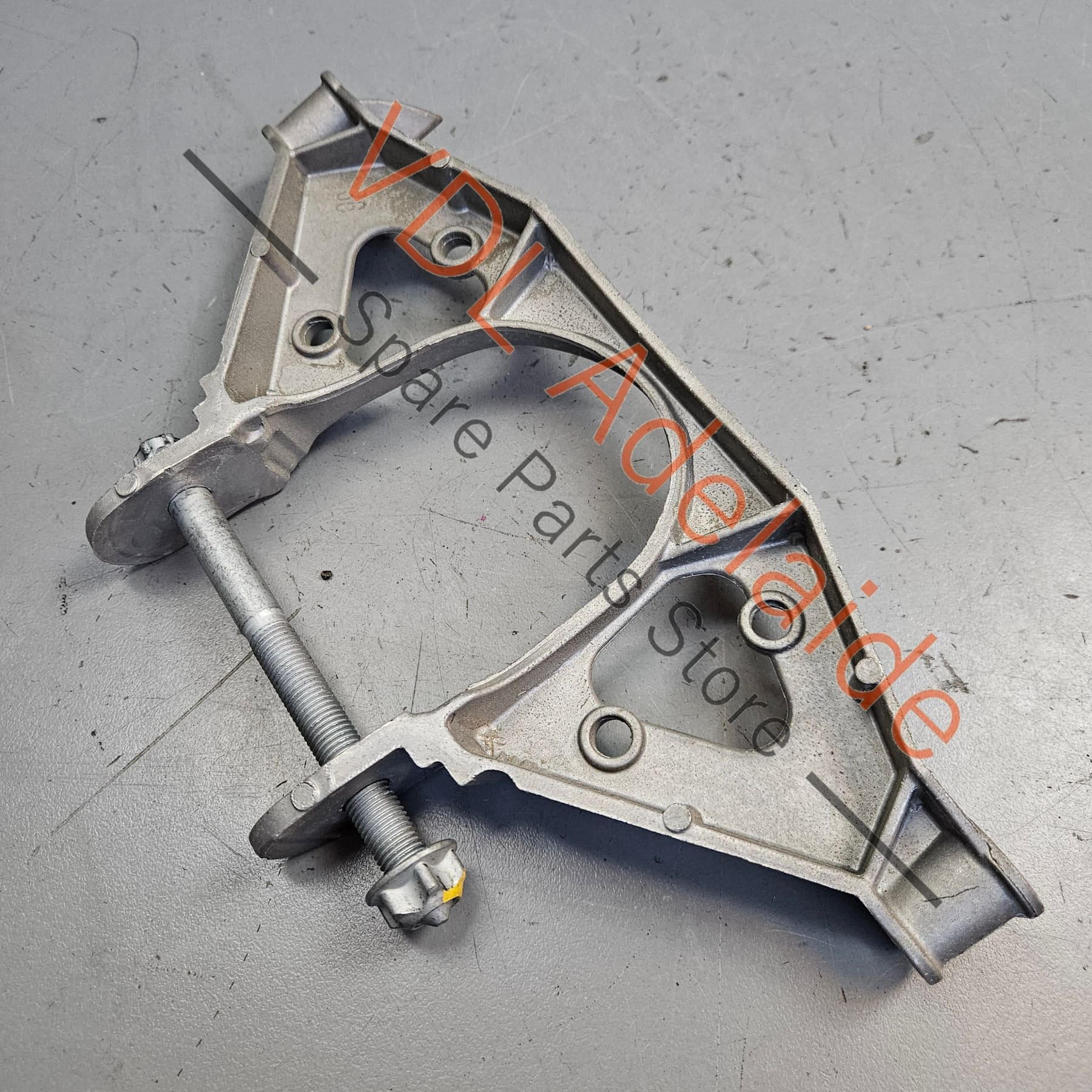 Porsche 911 Transmission Carrier Bracket Mount Aluminium 99137503904 - Image 4