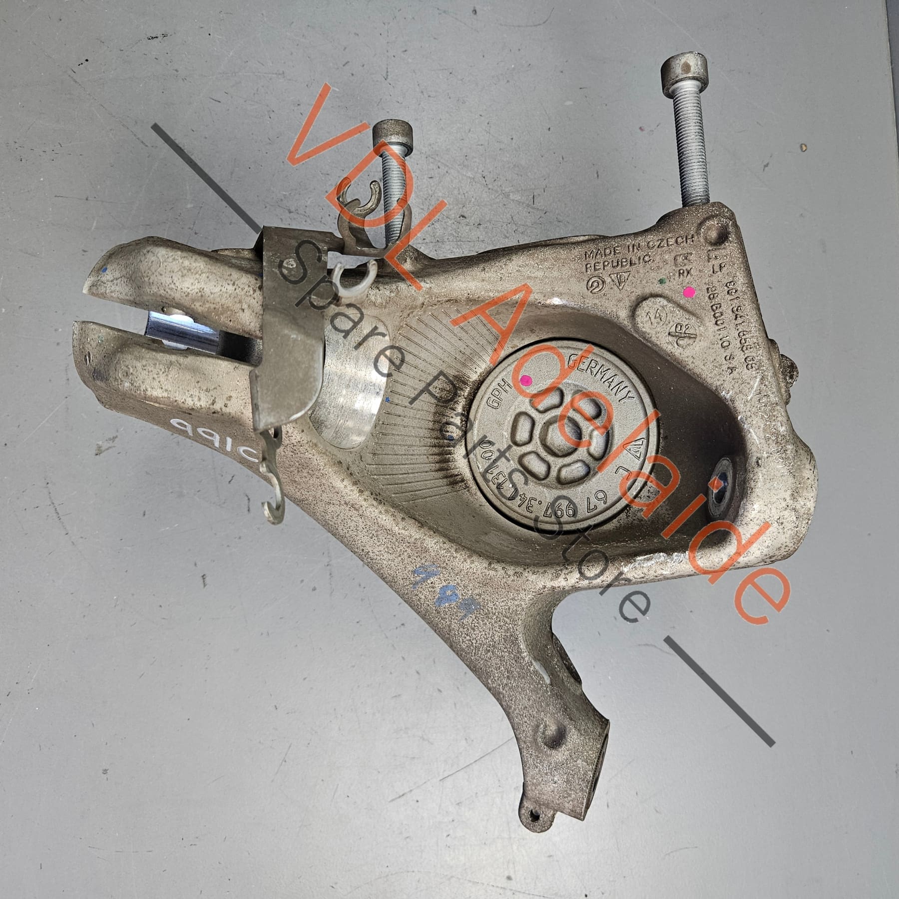 Porsche 911 Boxster Cayman Front Left Hub Knuckle Wheel Bearing Housing 99134115706 - Image 4