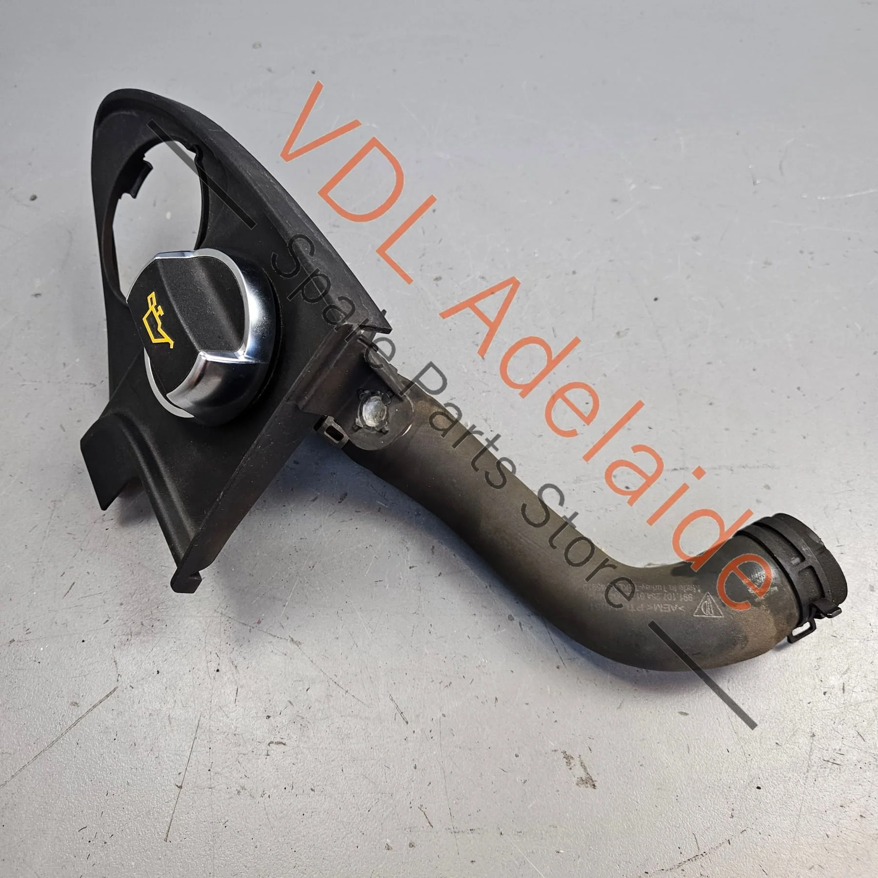 Porsche 911 991 Oil Filler Tube & Engine Compartment Trim 99110727304 - Image 2